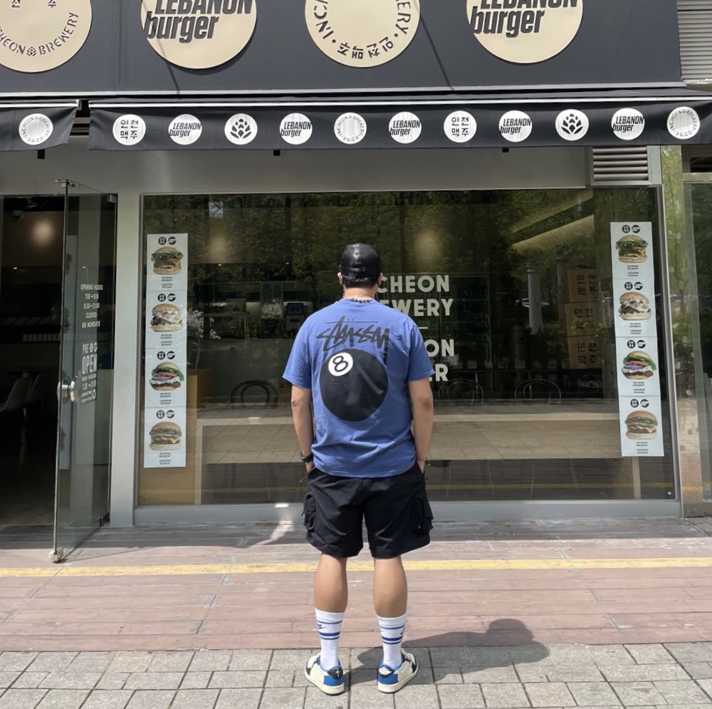 Jordan 1 x Travis Scott x Fragment Retro Low OG SP Military Blue, Nike ACG Cargo Shorts Black - Asia 착용 스타일 - 3