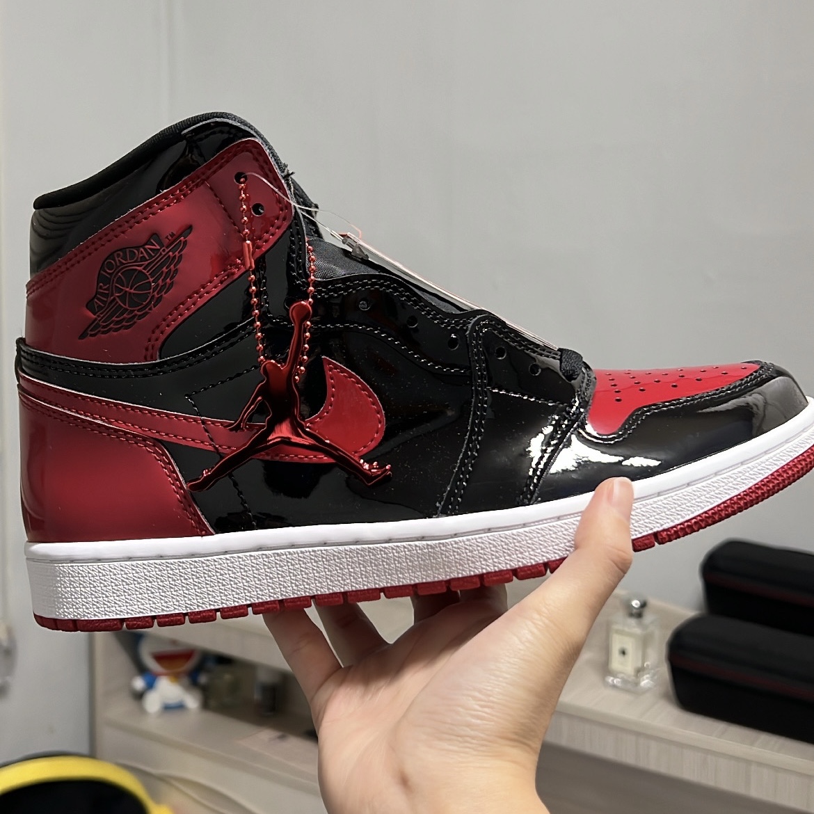 Jordan 1 Retro High OG Patent Bred 착용 스타일