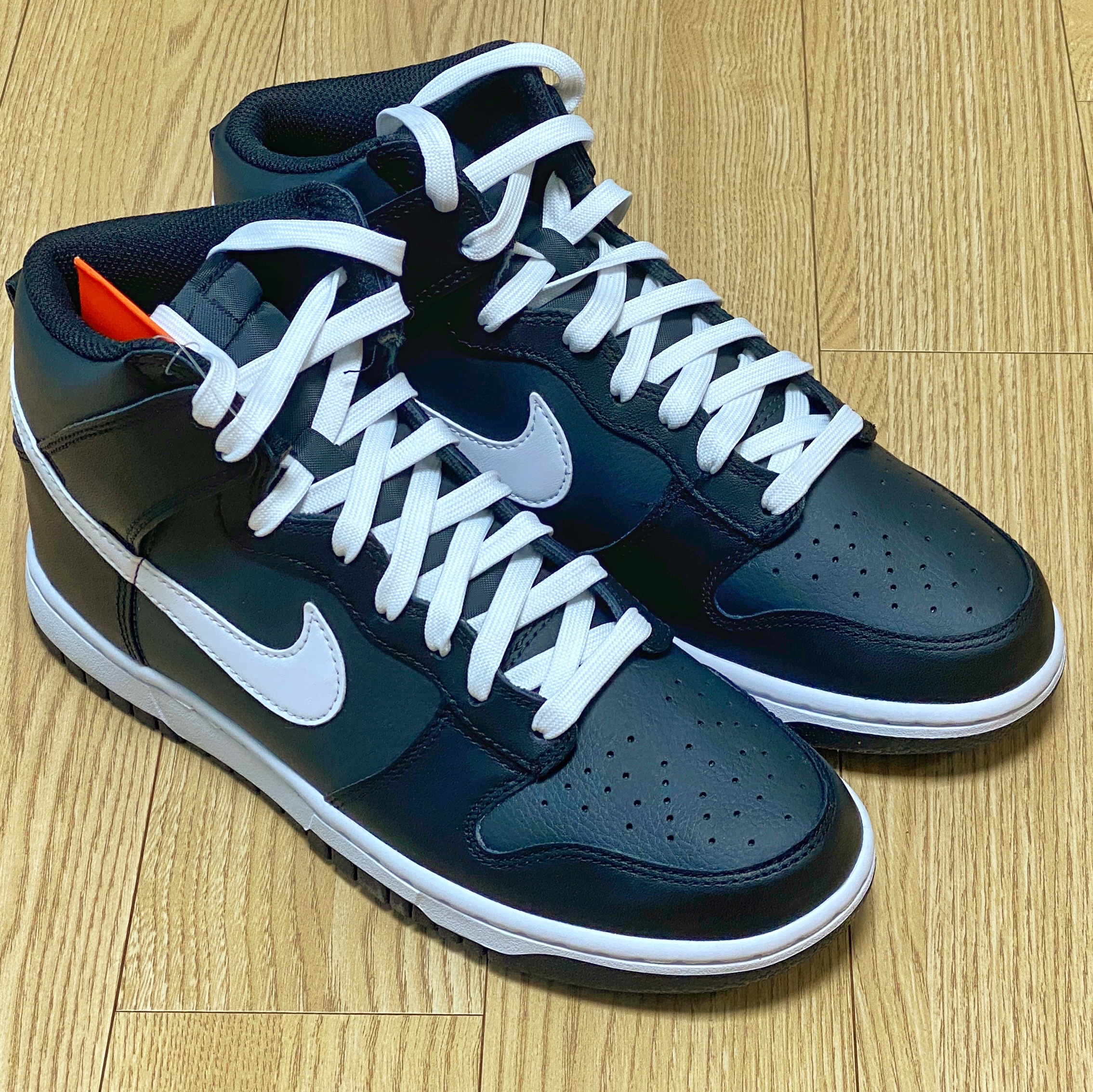 Nike Dunk High Retro Anthracite White Black 착용 스타일