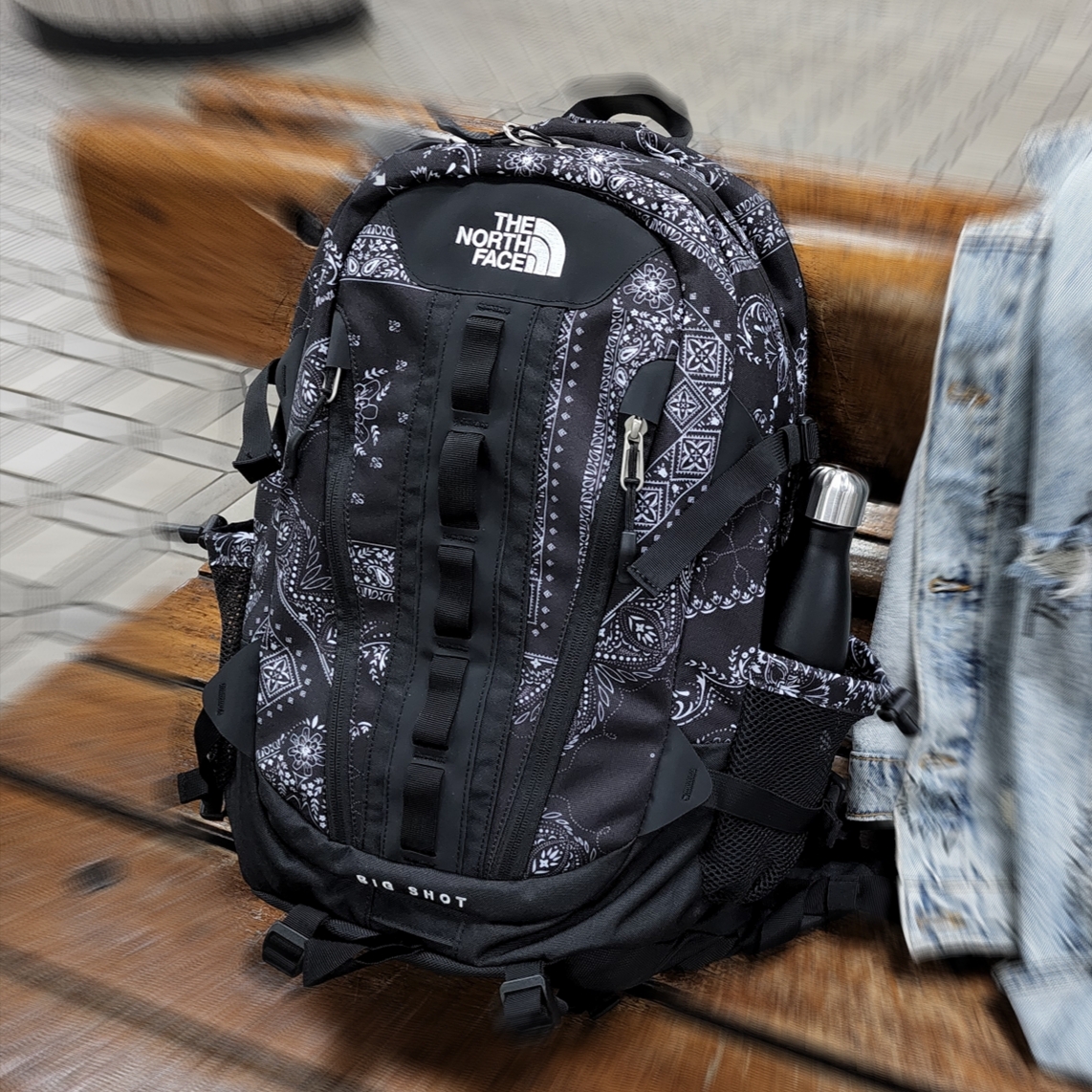 The North Face Big Shot Jet Black 착용 스타일