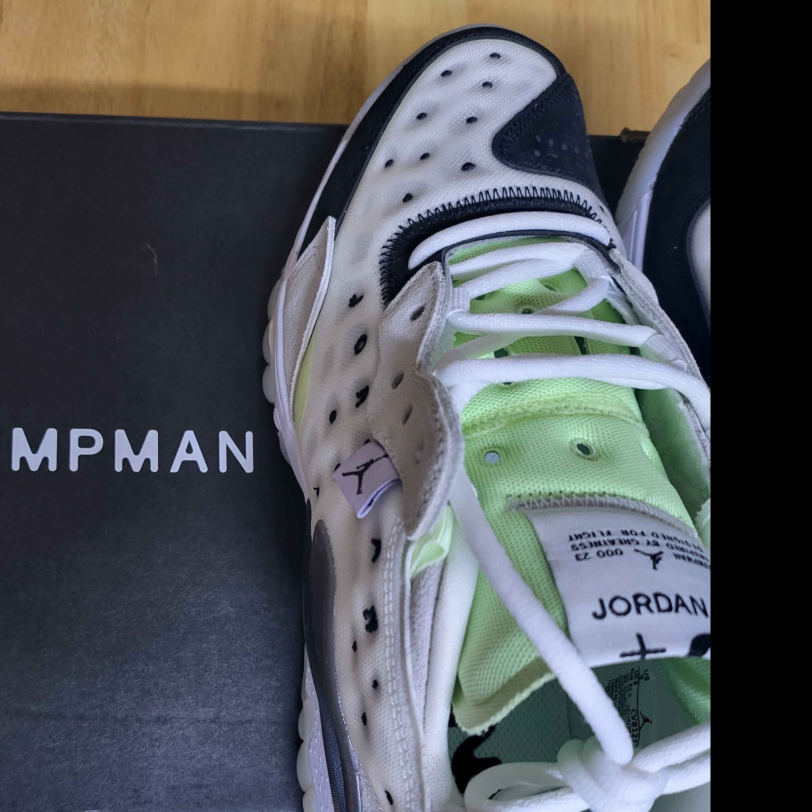 Jordan Delta 2 Cyber Green 착용 스타일