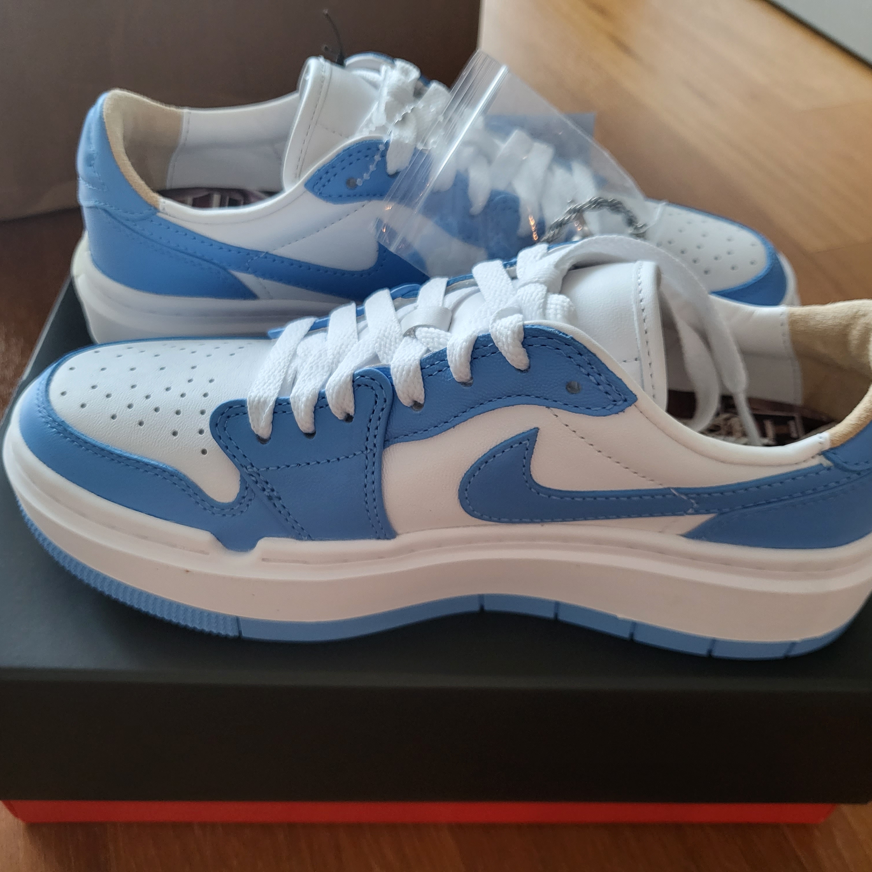 (W) Jordan 1 Elevate Low SE University Blue 착용 스타일