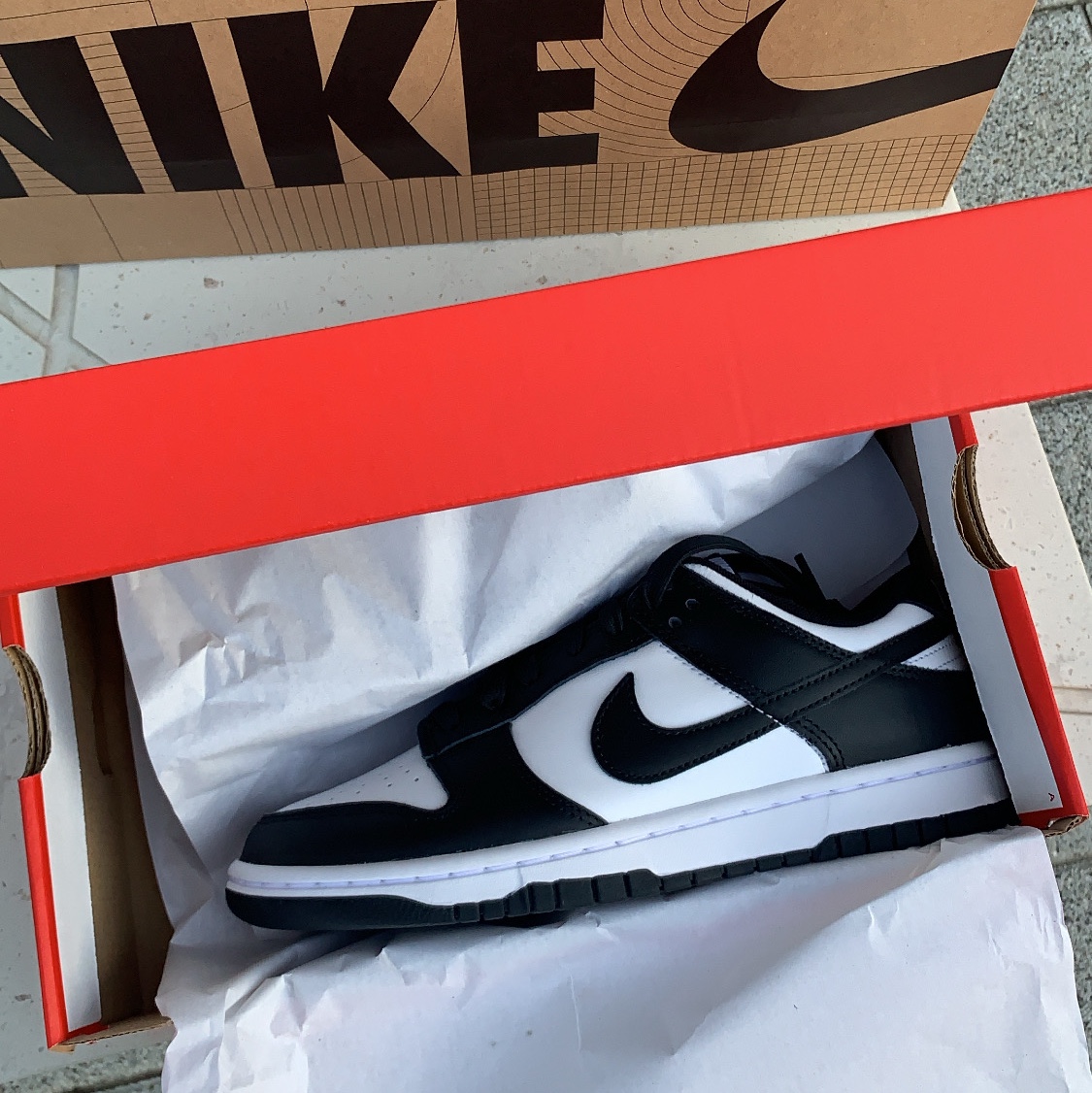 Nike Dunk Low Retro Black 착용 스타일
