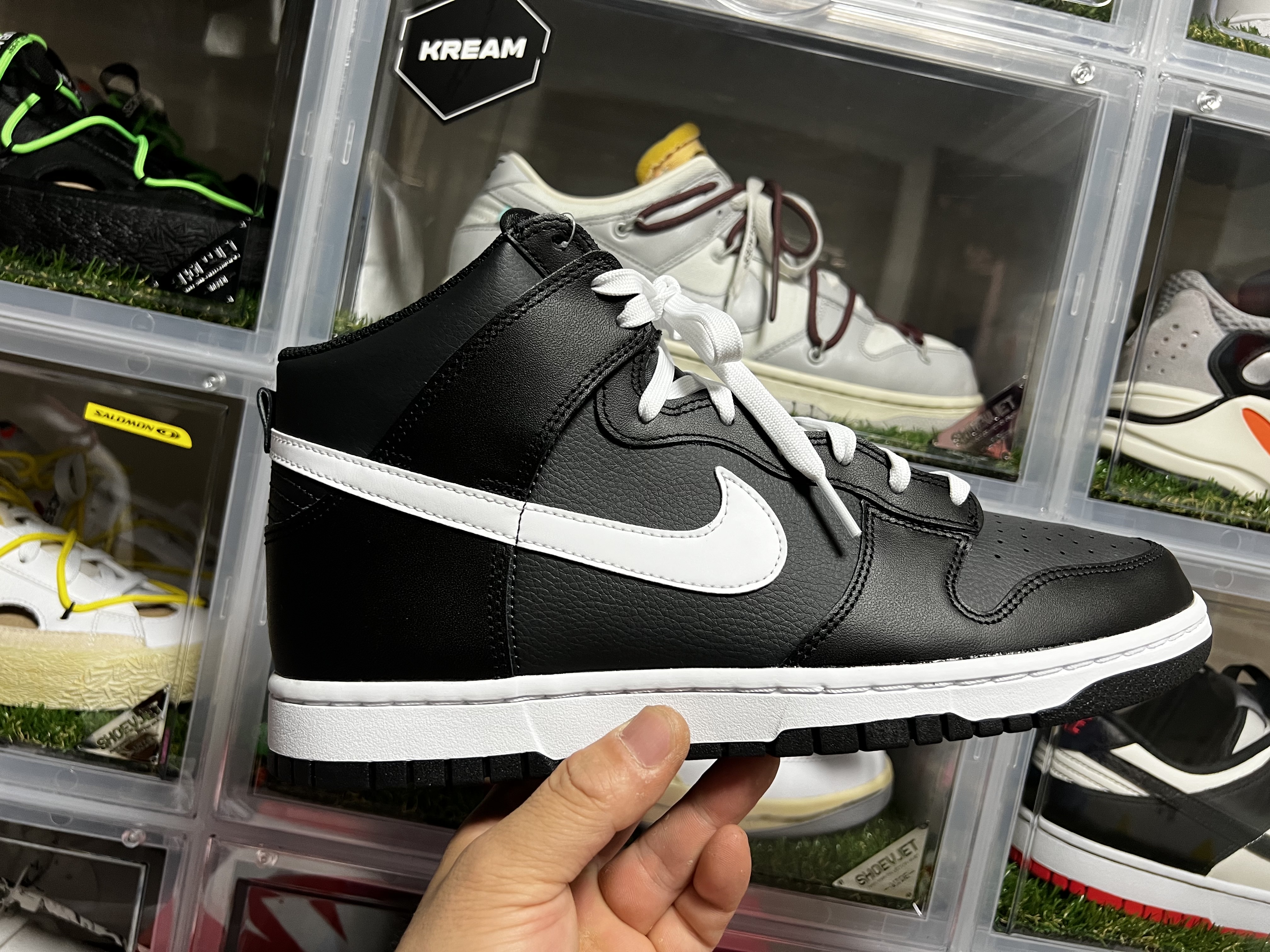 Nike Dunk High Retro Anthracite White Black 착용 스타일 - 1