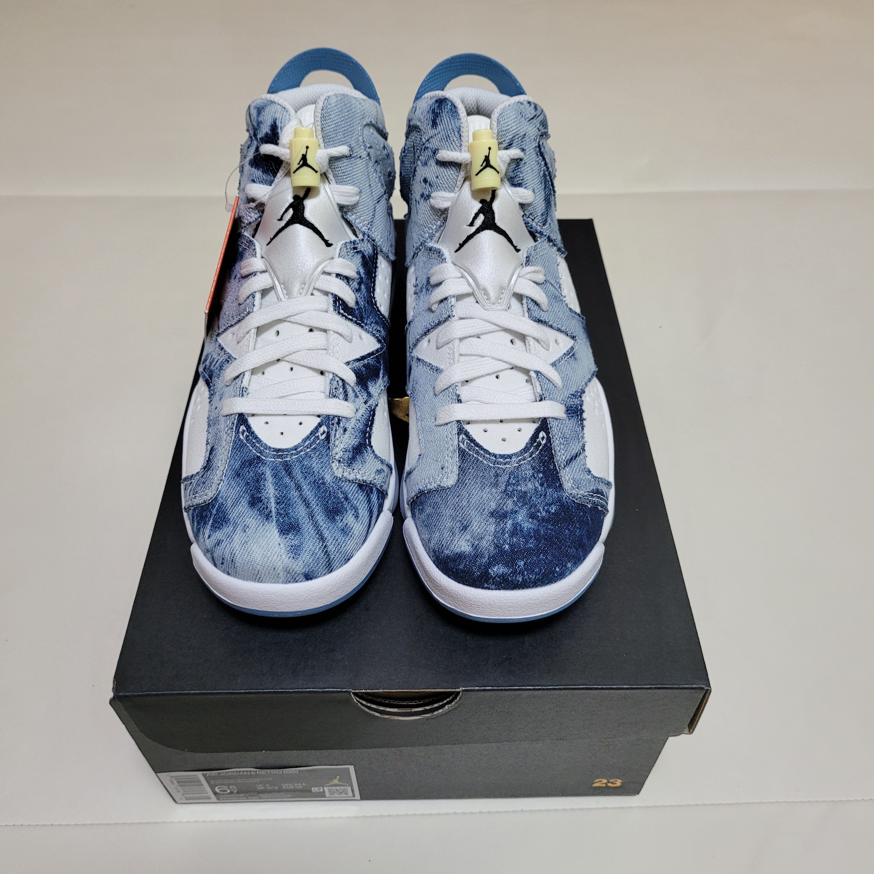 (GS) Jordan 6 Retro Washed Denim 착용 스타일 - 1