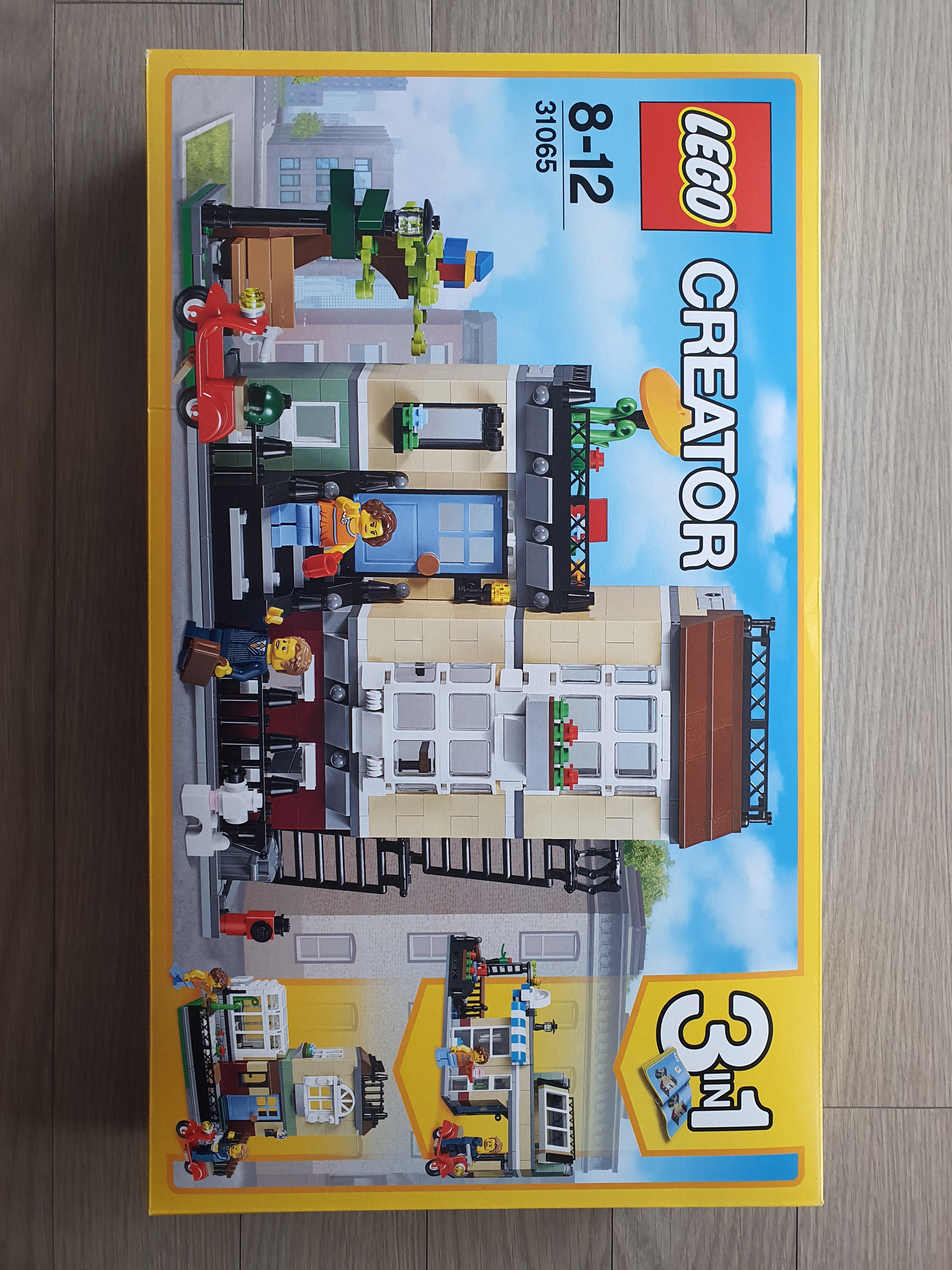 Lego Park Street Townhouse 착용 스타일 - 1
