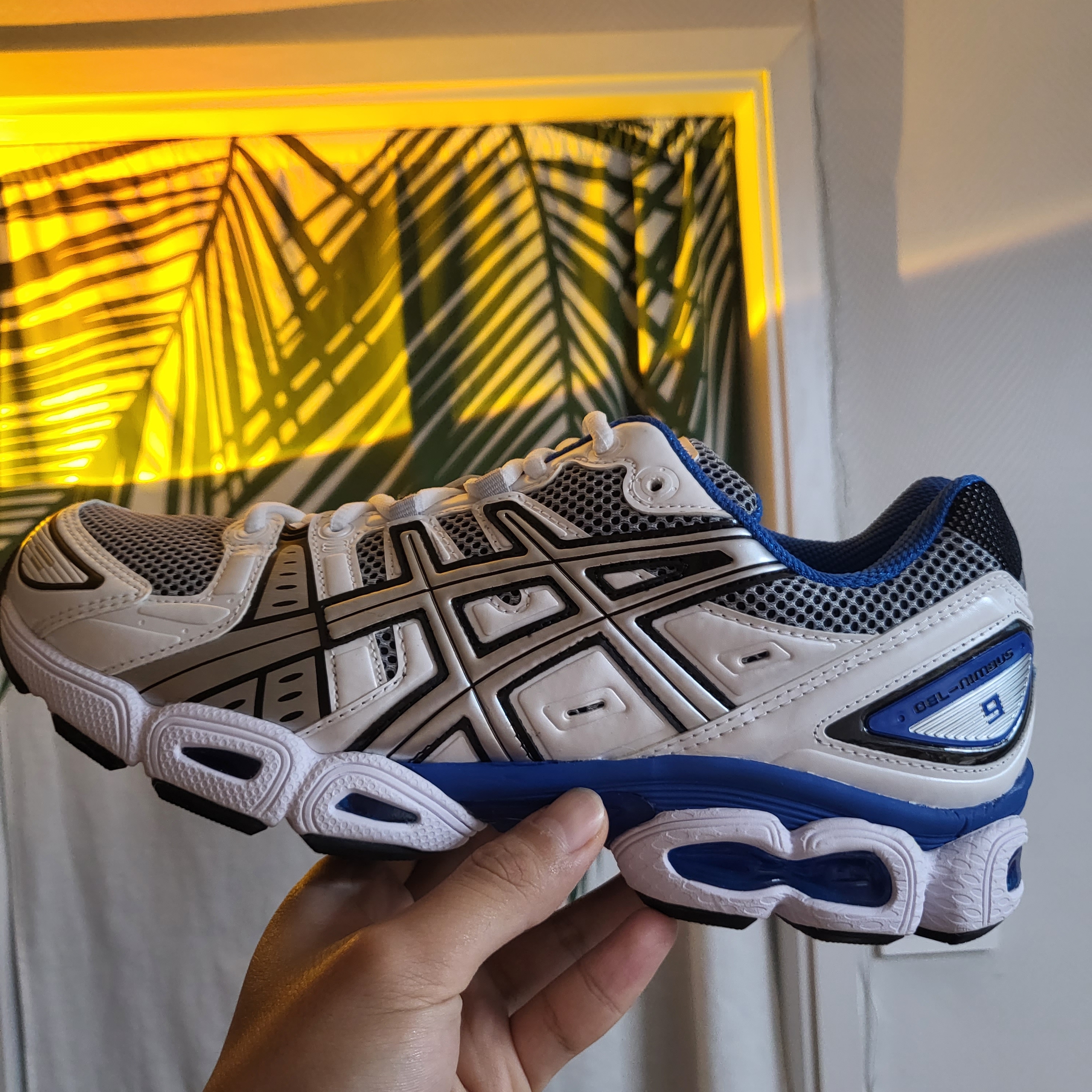 Asics Gel-Nimbus 9 White Lake Drive 착용 스타일 - 2