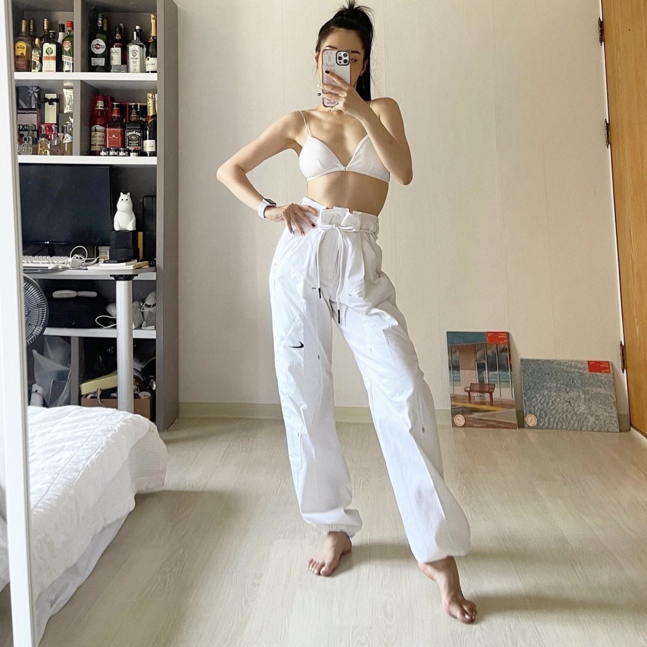 Nike x Off-White NRG Pants White 착용 스타일 - 1