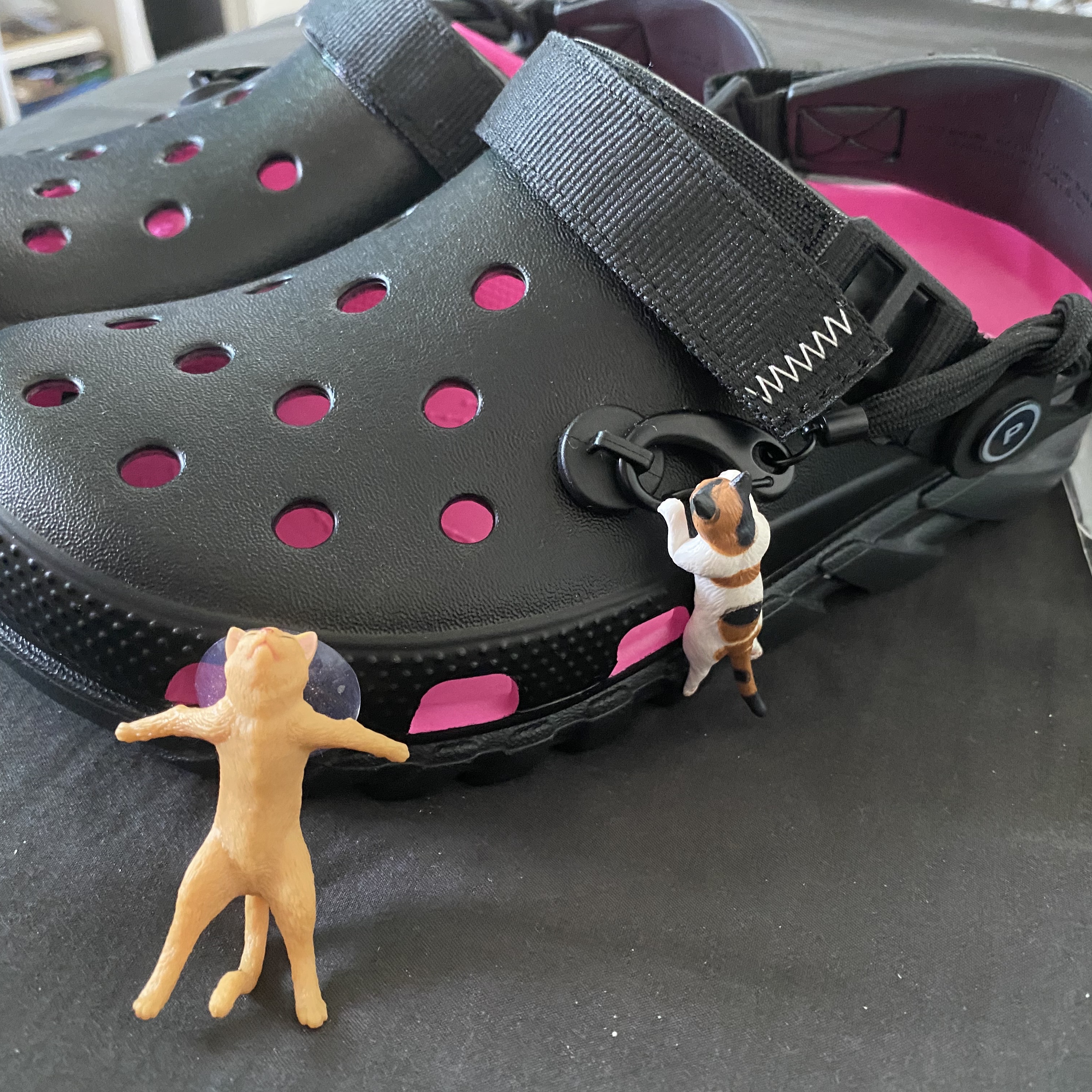 Crocs x Post Malone Duet Max Clog Black 착용 스타일 - 1