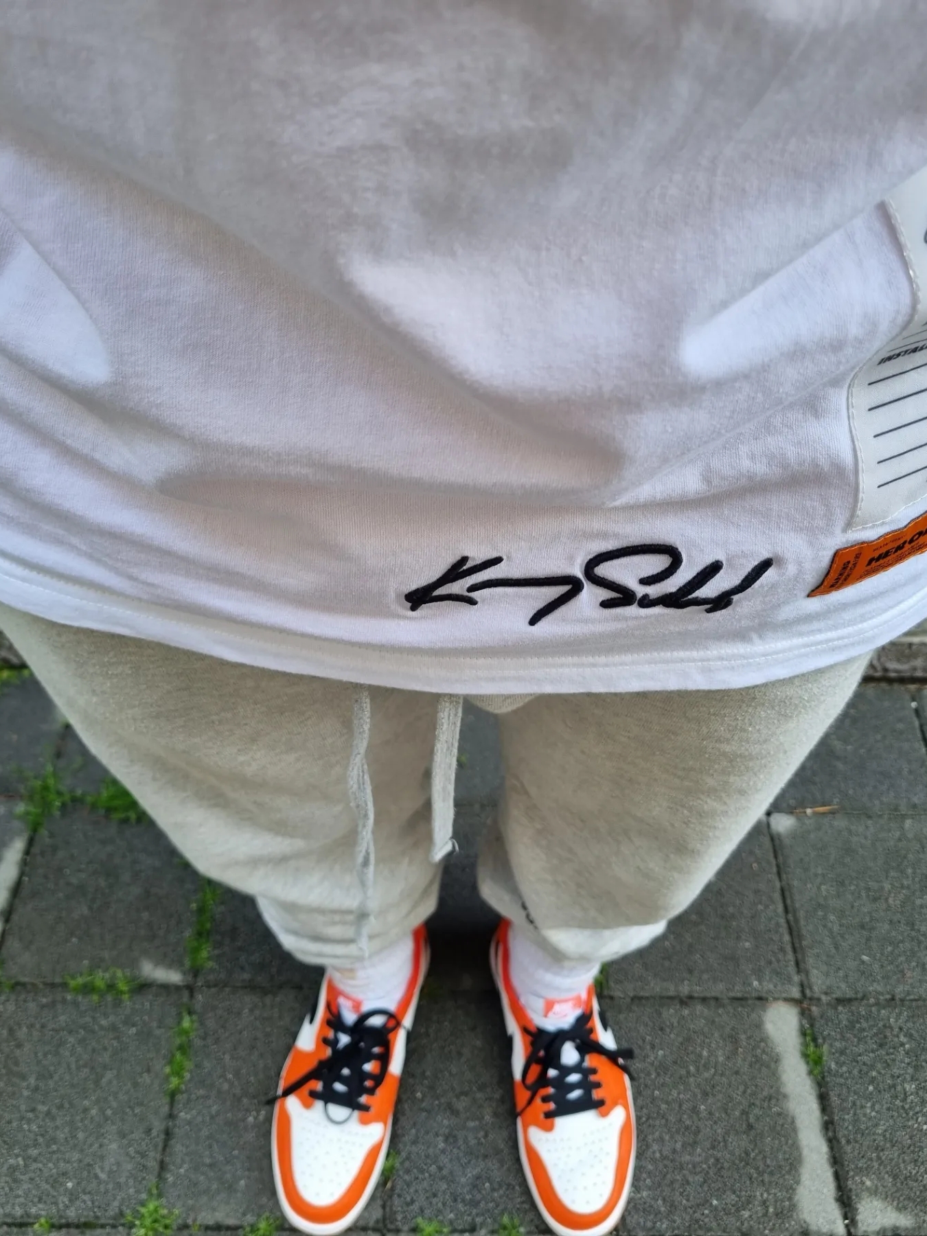 Jordan 1 Low OG Starfish 착용 스타일 - 3