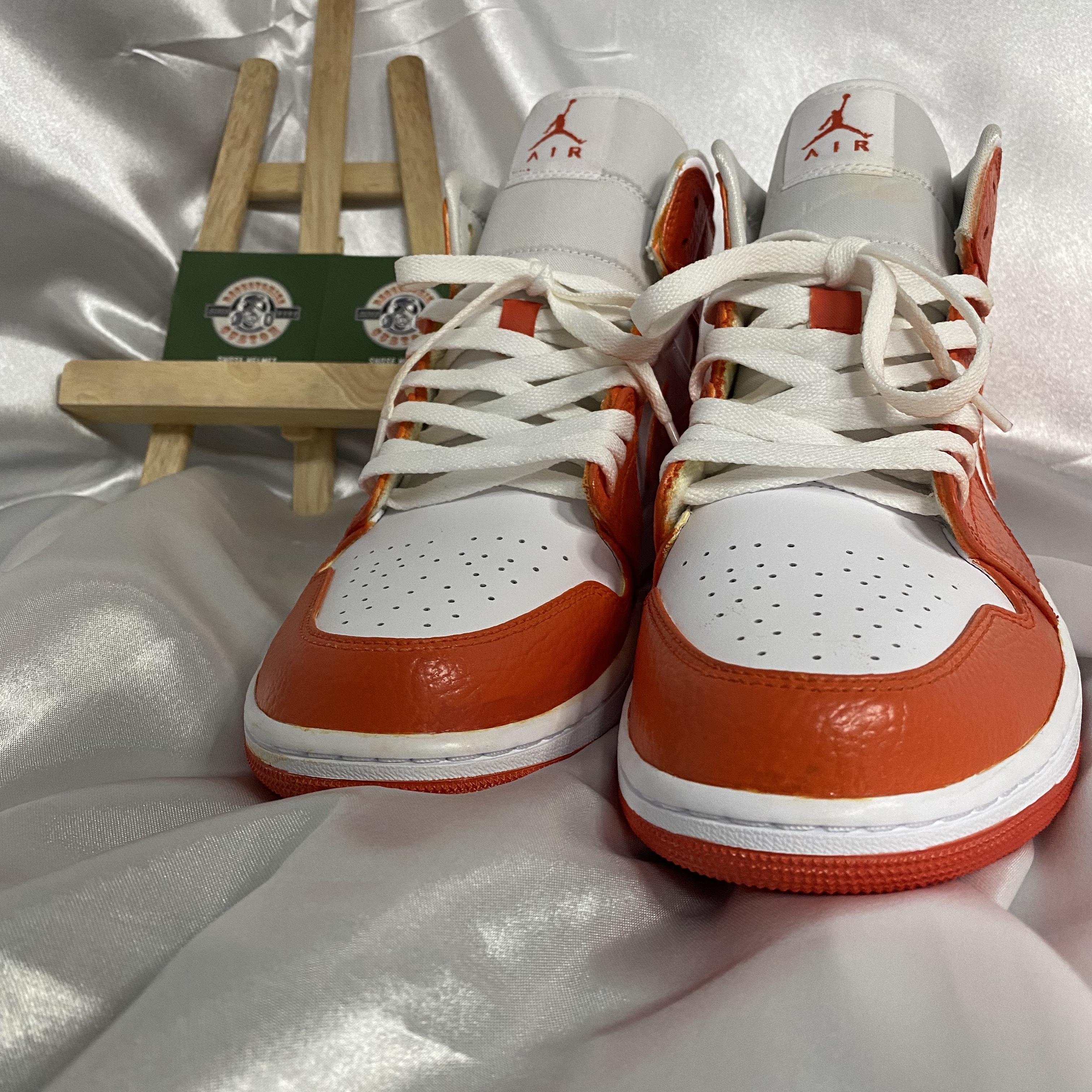 Jordan 1 Mid Triple White 착용 스타일 - 3