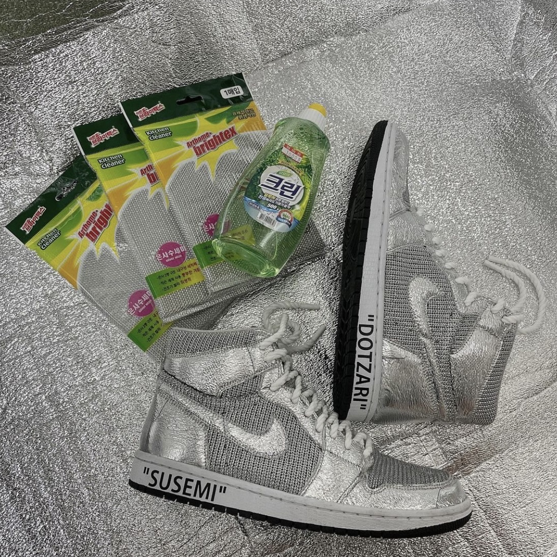 Jordan 1 Retro High OG Black Mocha 착용 스타일 - 2