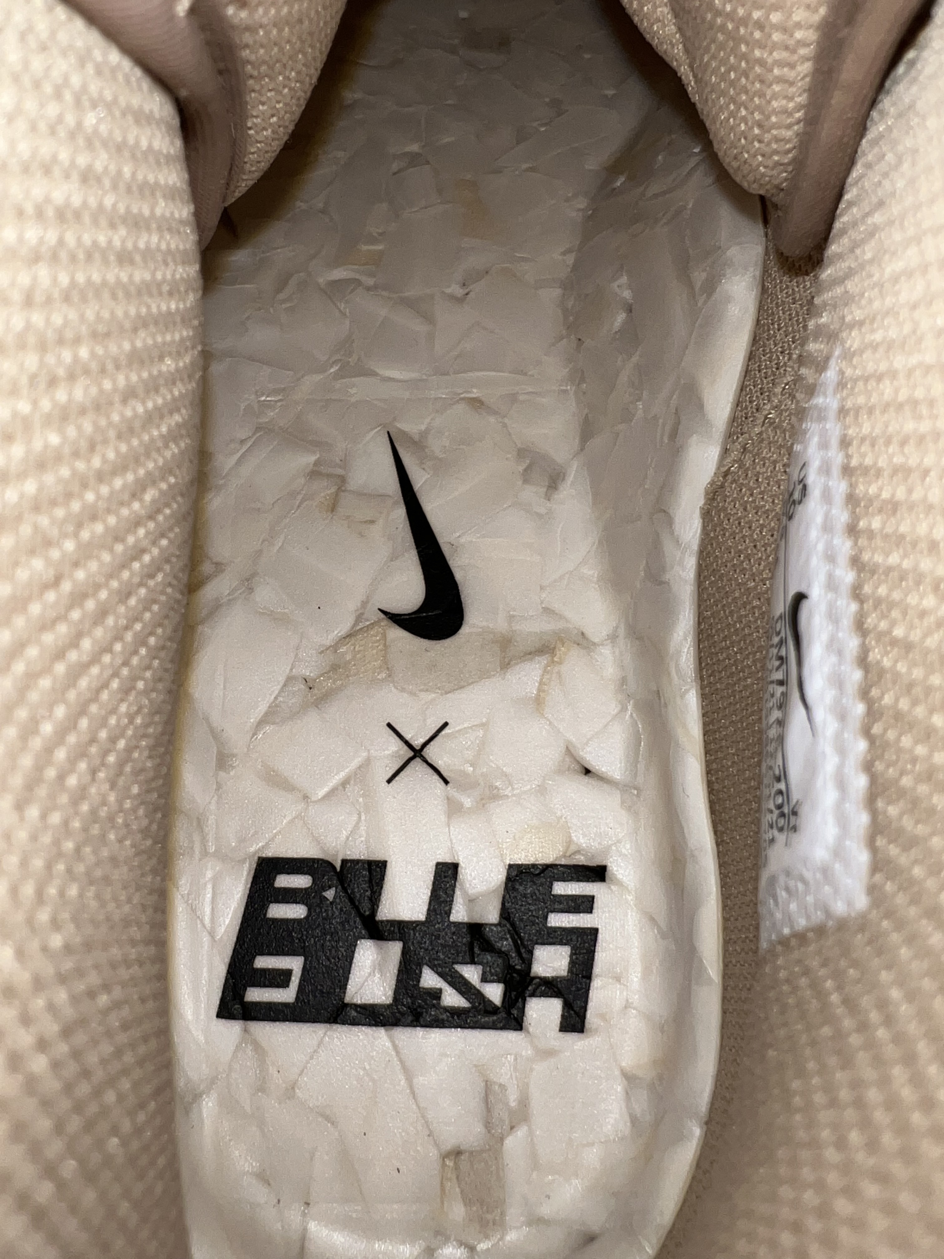 Nike x Billie Eilish Air Force 1 High '07 SP Mushroom 착용 스타일 - 3