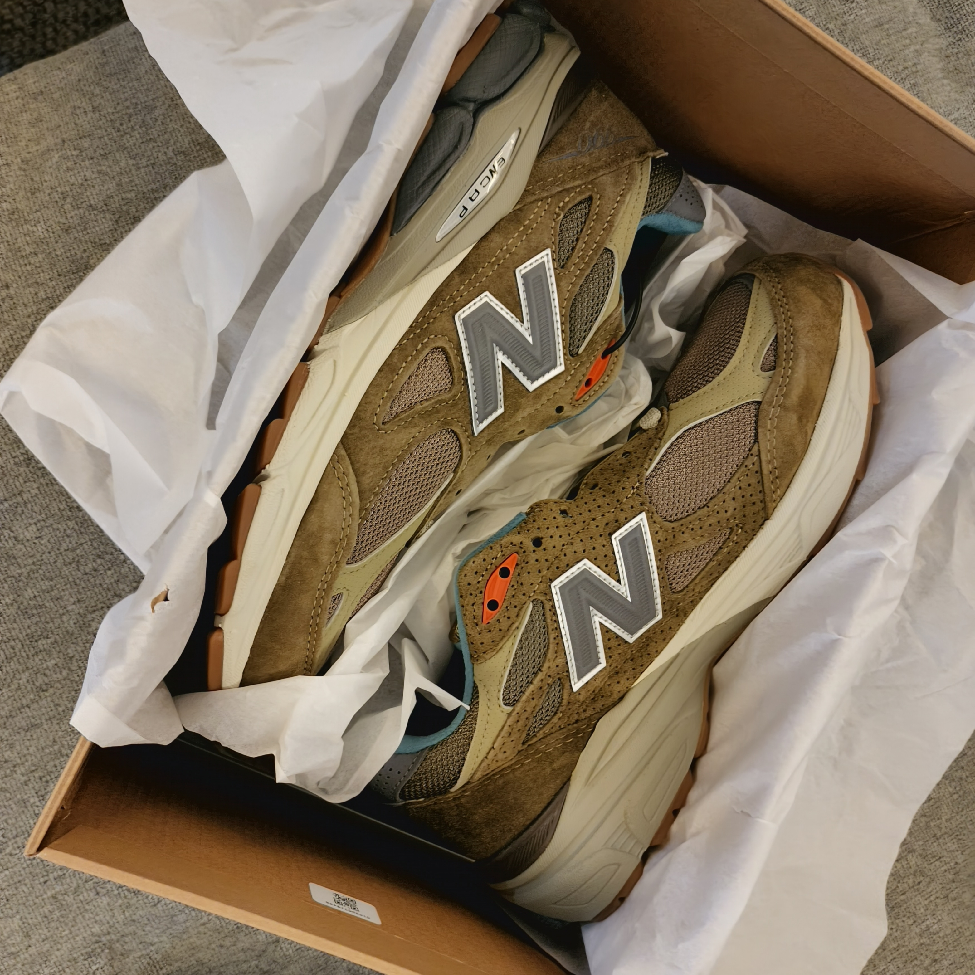 New Balance x Bodega 990v3 Anniversary 착용 스타일 - 2