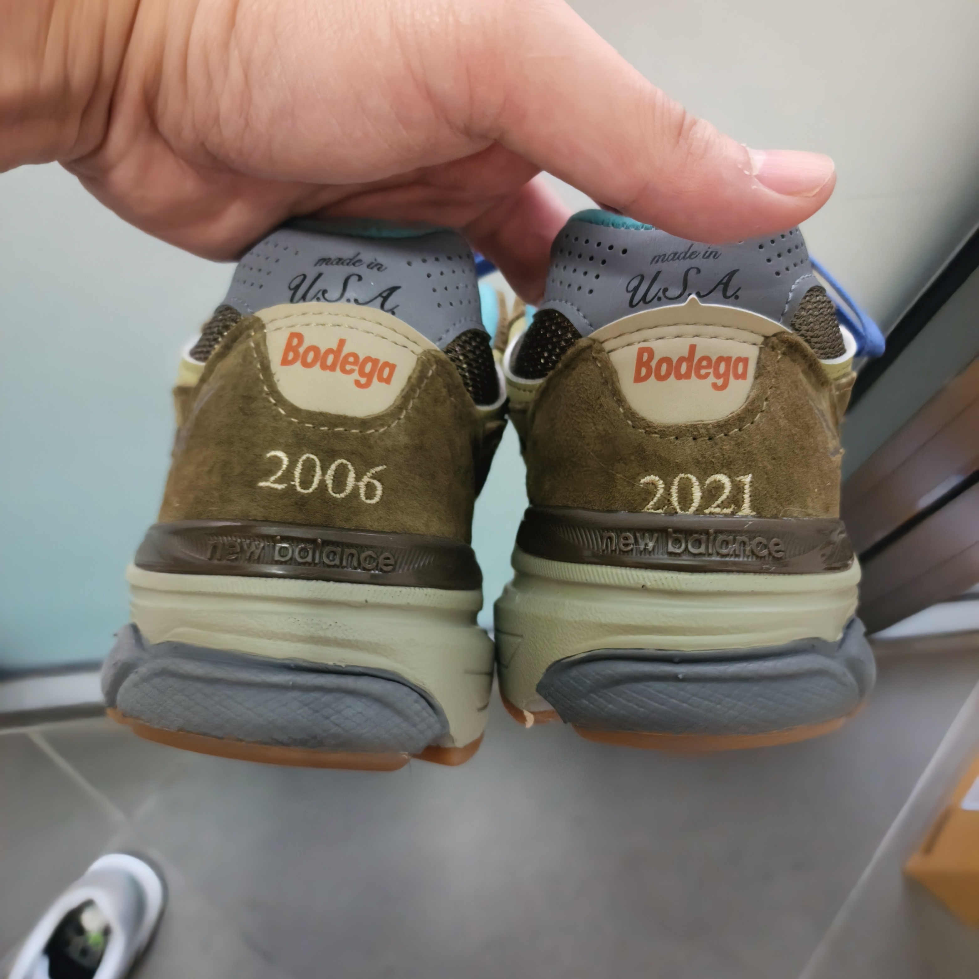 New Balance x Bodega 990v3 Anniversary 착용 스타일 - 4