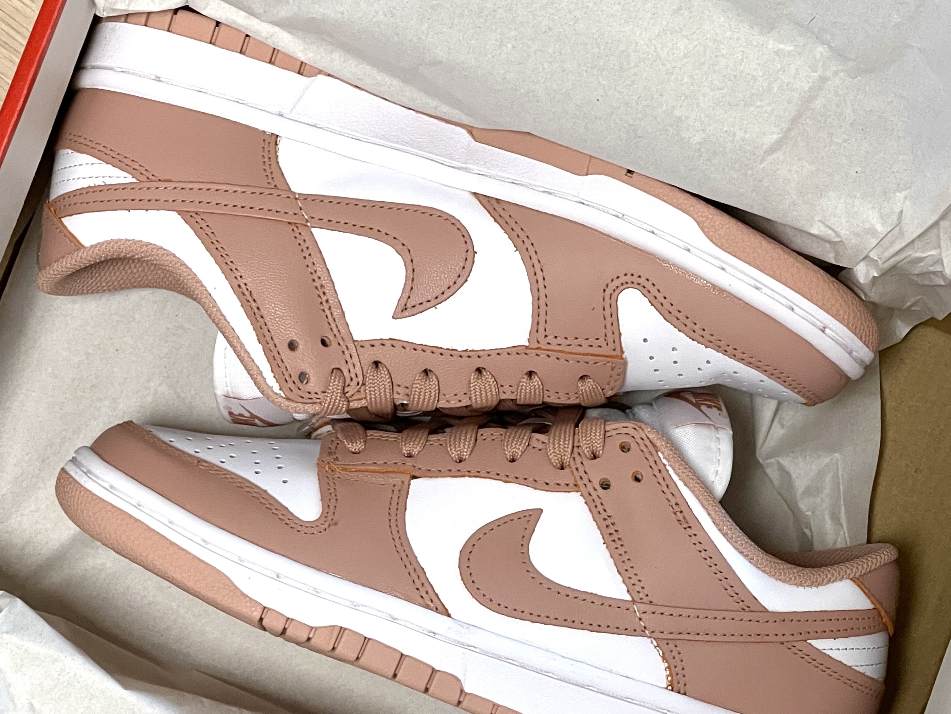 (W) Nike Dunk Low Rose Whisper 착용 스타일