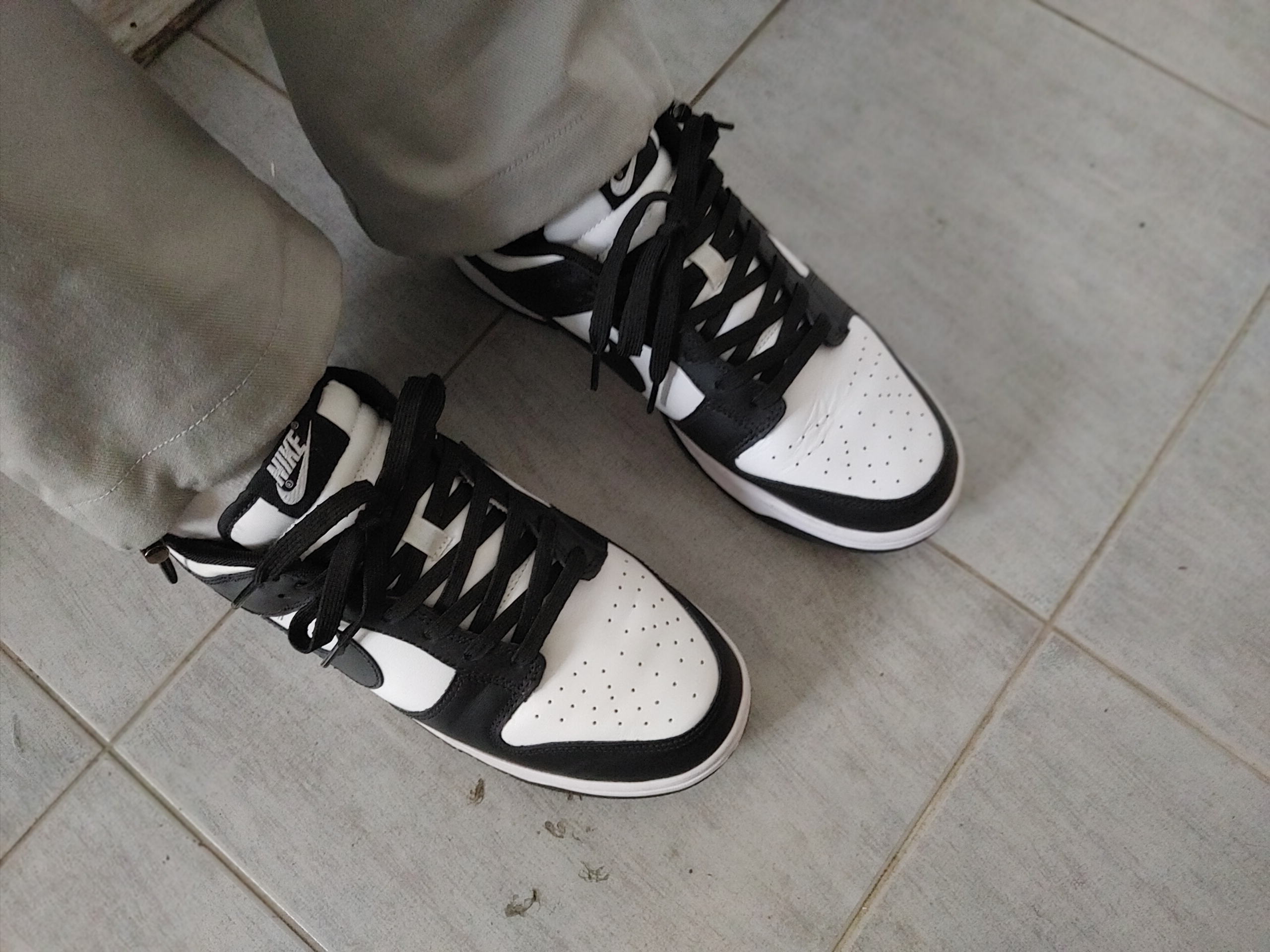 Nike Dunk Low Retro Black 착용 스타일