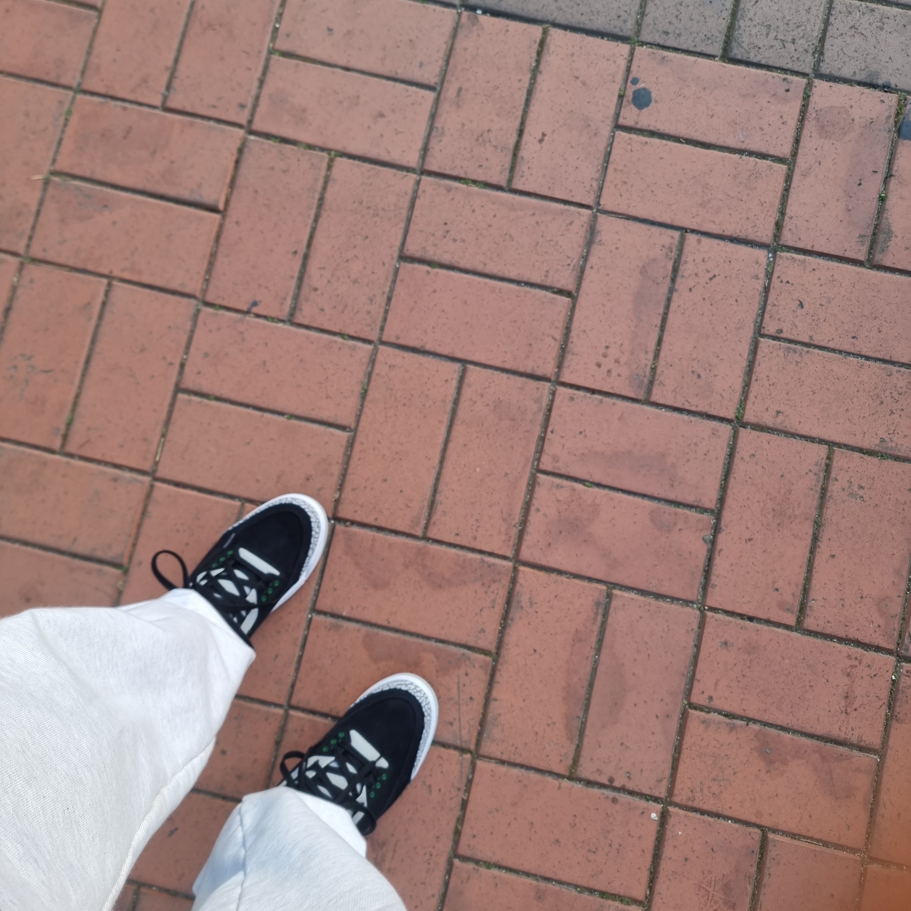 Jordan 3 Retro Pine Green 착용 스타일