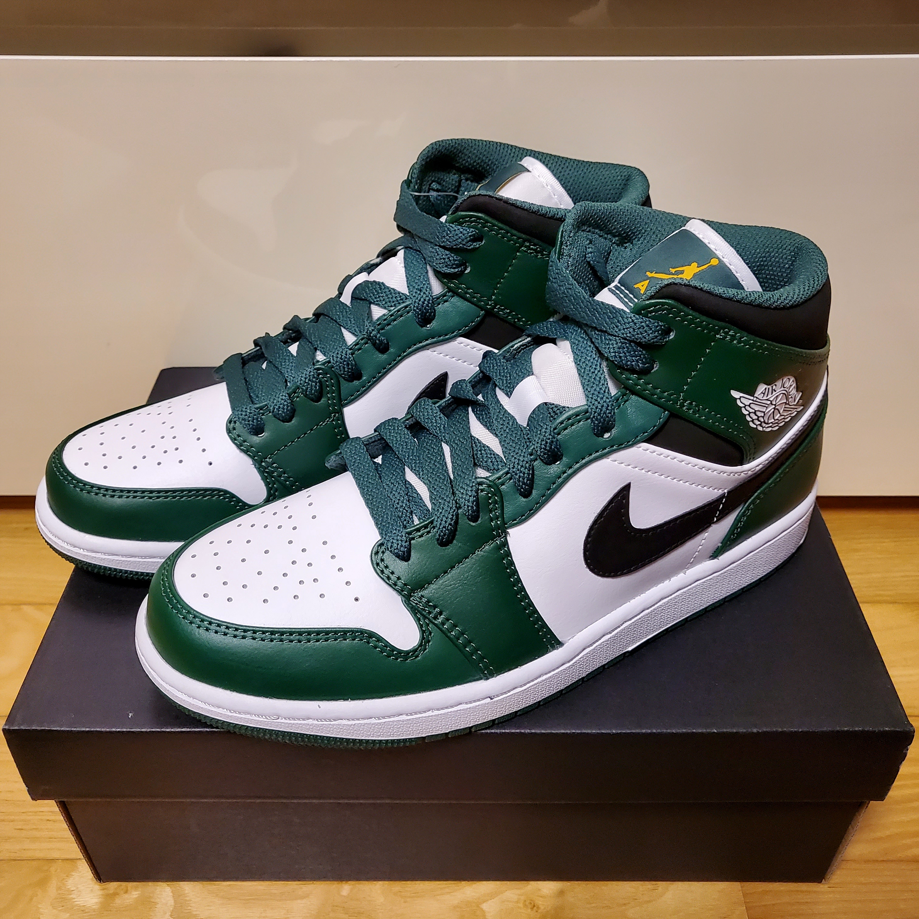 Jordan 1 Mid Sonics 2021 착용 스타일 - 2