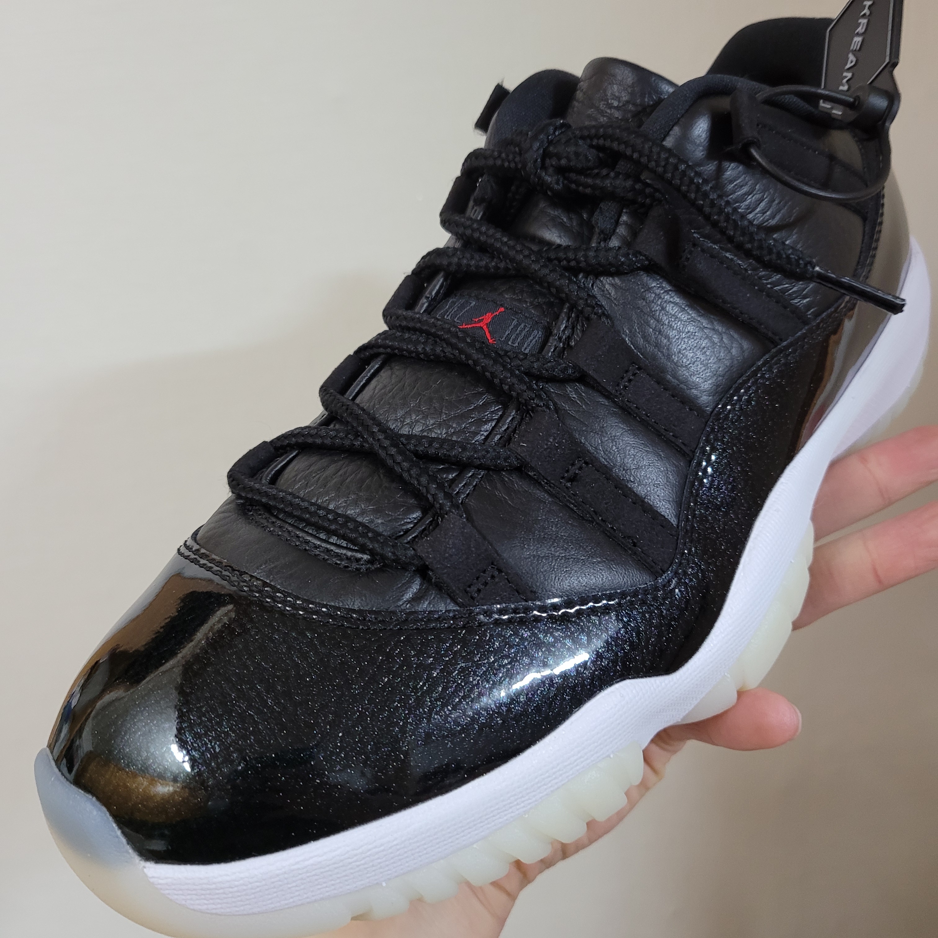 Jordan 11 Retro Low 72-10 착용 스타일