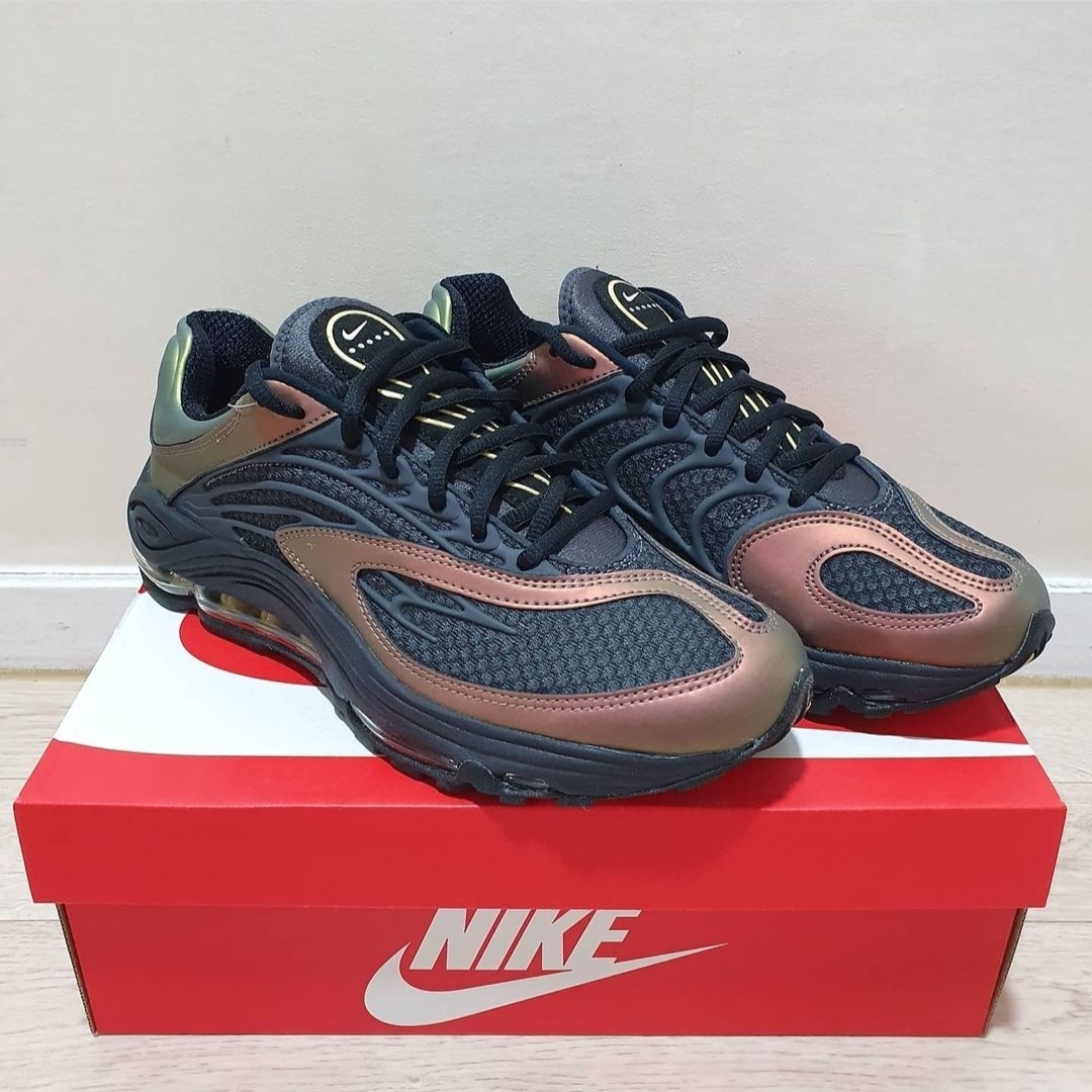 Nike Air Tuned Max Celery 착용 스타일
