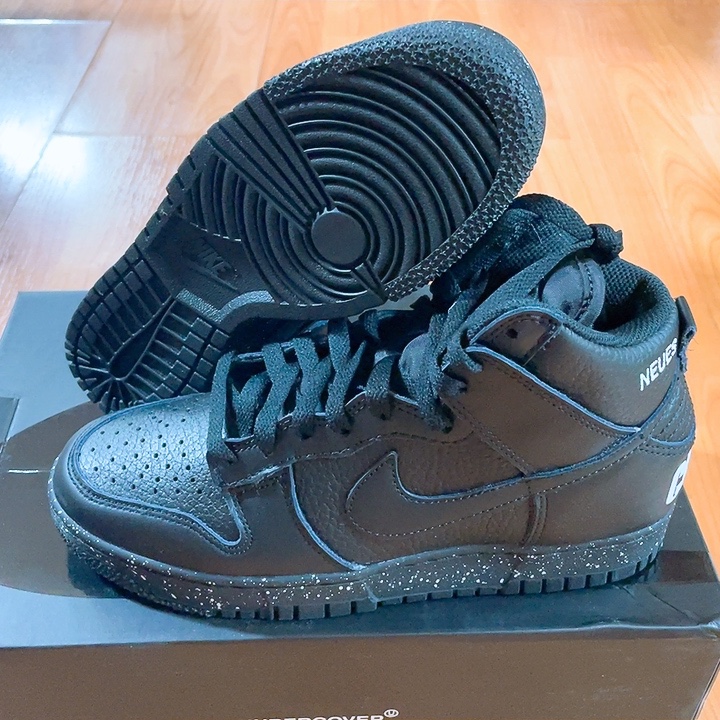Nike x Undercover Dunk High 1985 Black 착용 스타일 - 4