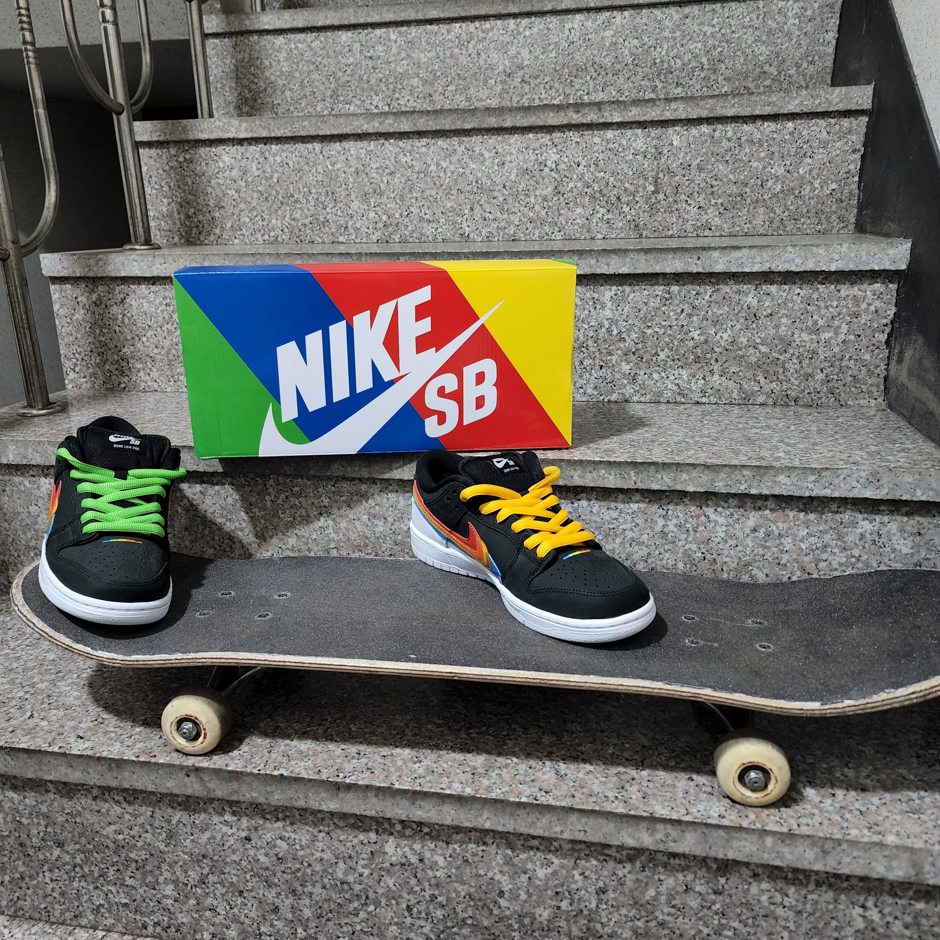 Nike x Polaroid SB Dunk Low Pro QS Black 착용 스타일