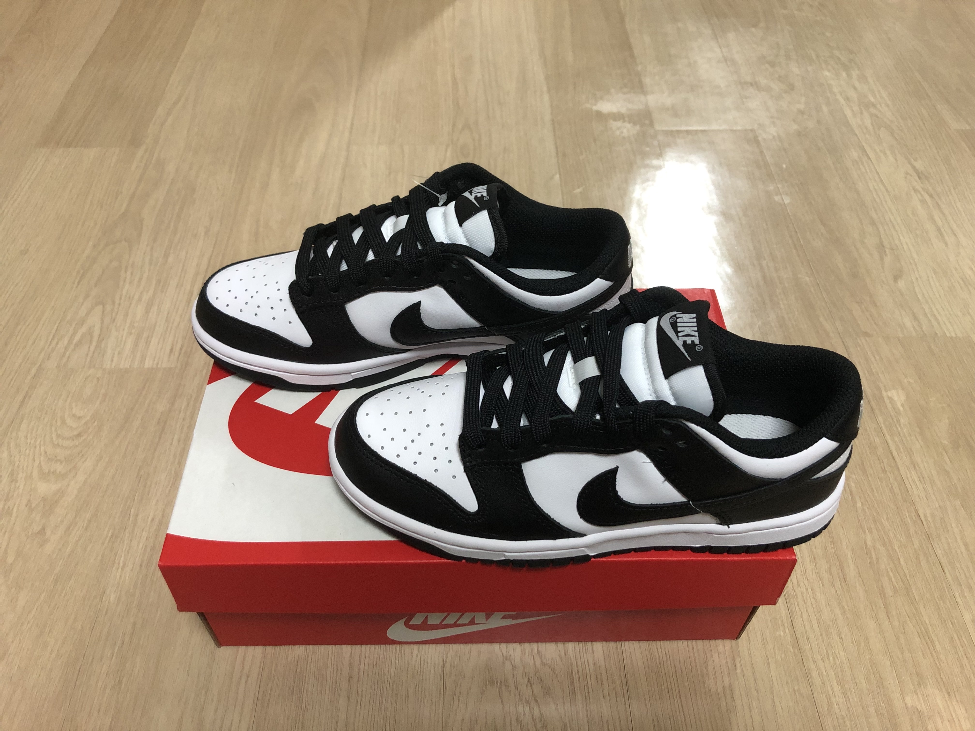 (W) Nike Dunk Low Black, Nike Dunk Low Retro Black 착용 스타일 - 3