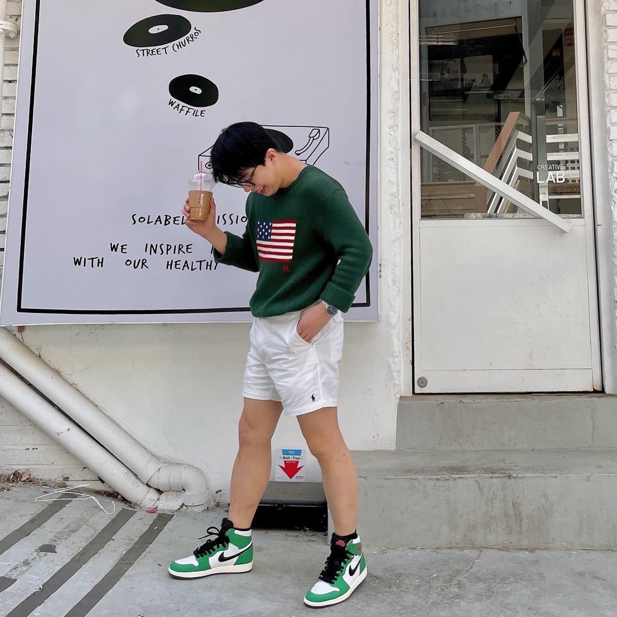 (W) Jordan 1 Retro High OG Lucky Green 착용 스타일 - 1