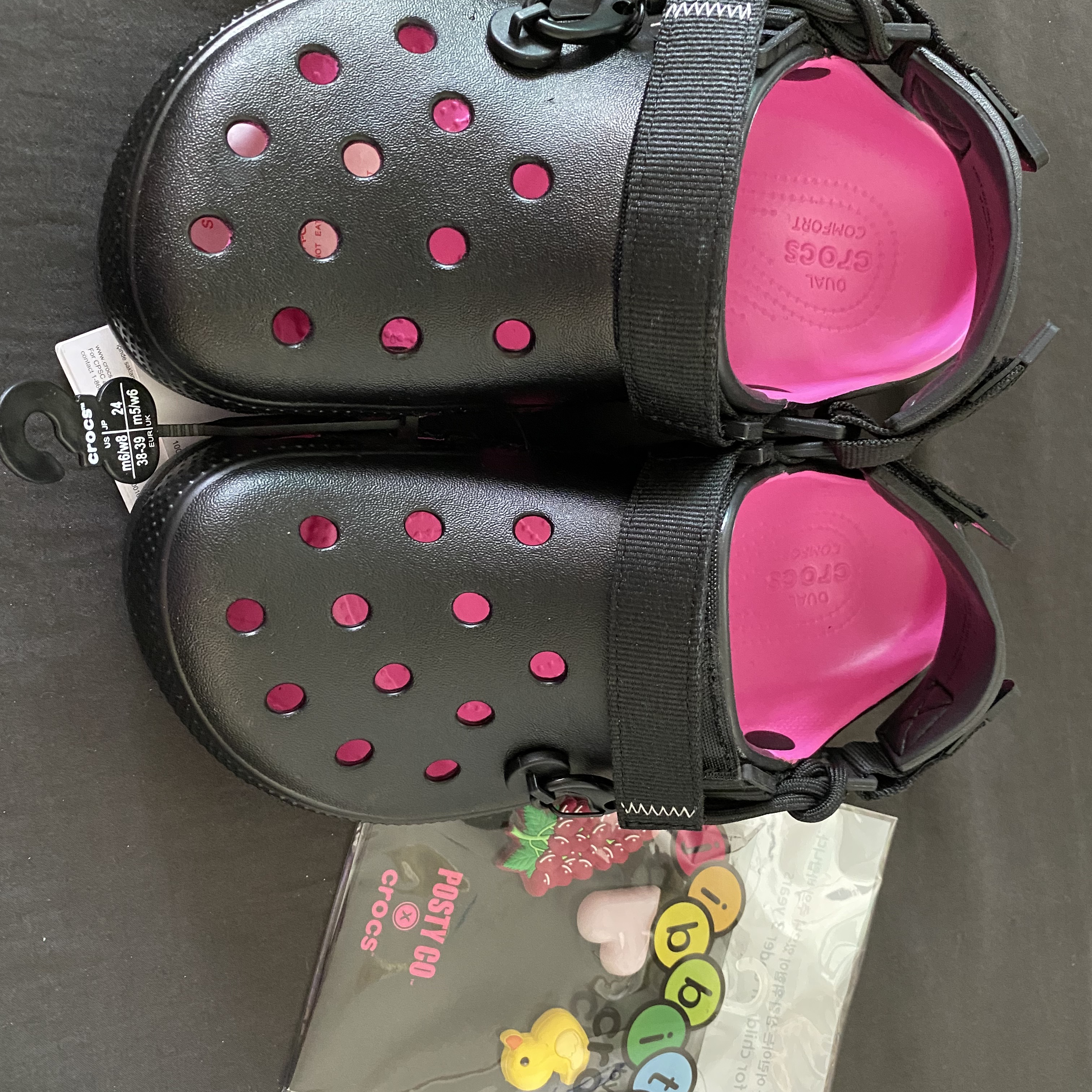 Crocs x Post Malone Duet Max Clog Black 착용 스타일 - 2