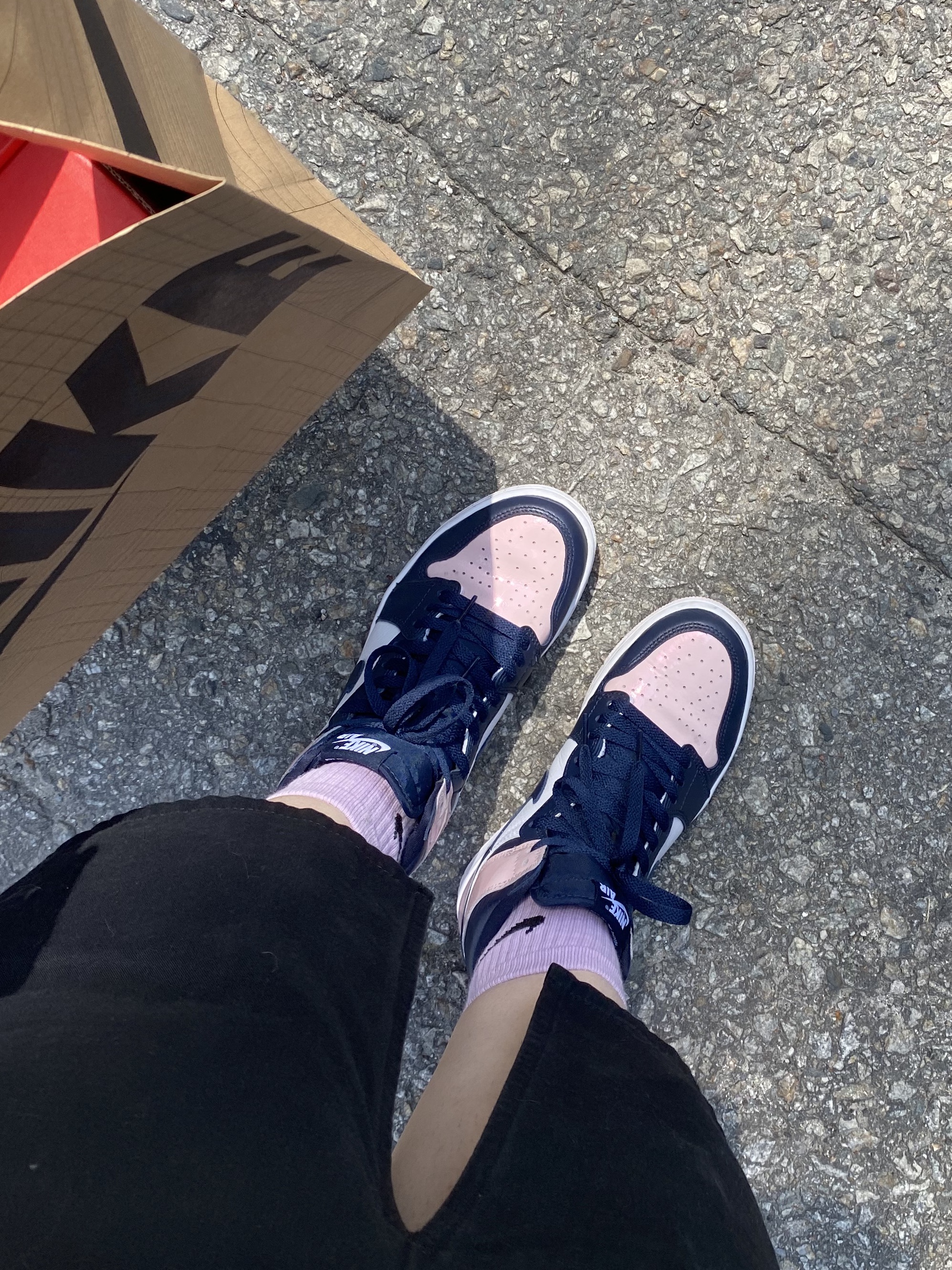 (W) Jordan 1 Retro High OG Atmosphere 착용 스타일