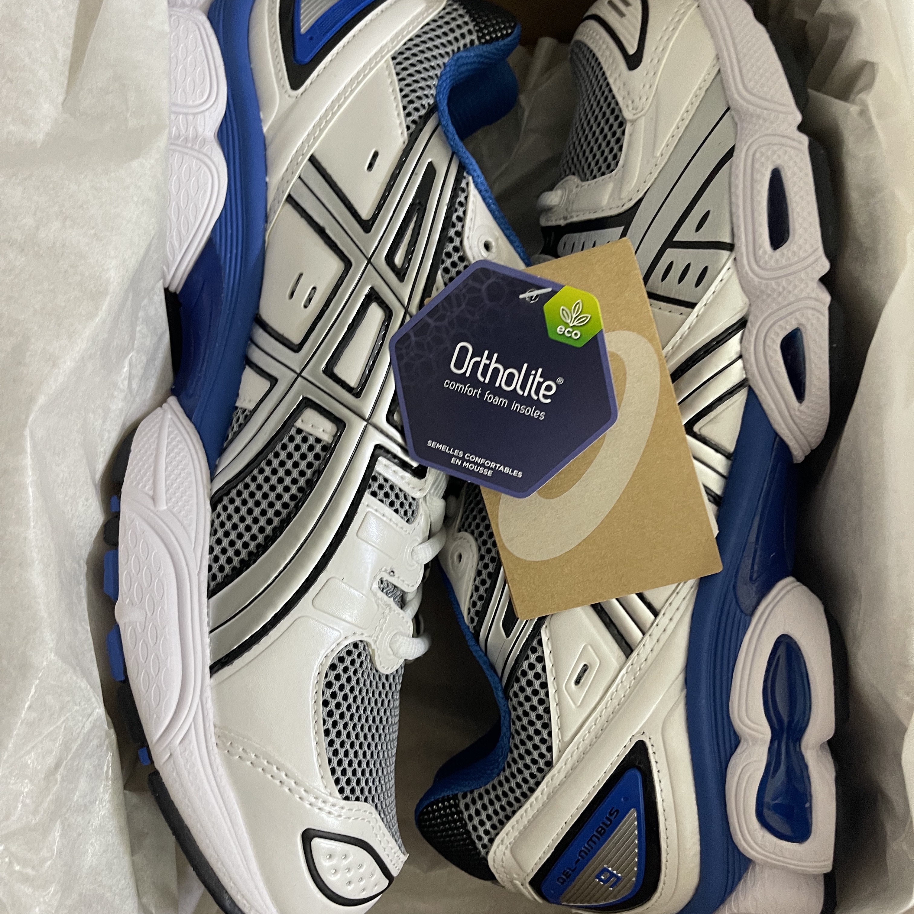 Asics Gel-Nimbus 9 White Lake Drive 착용 스타일 - 1