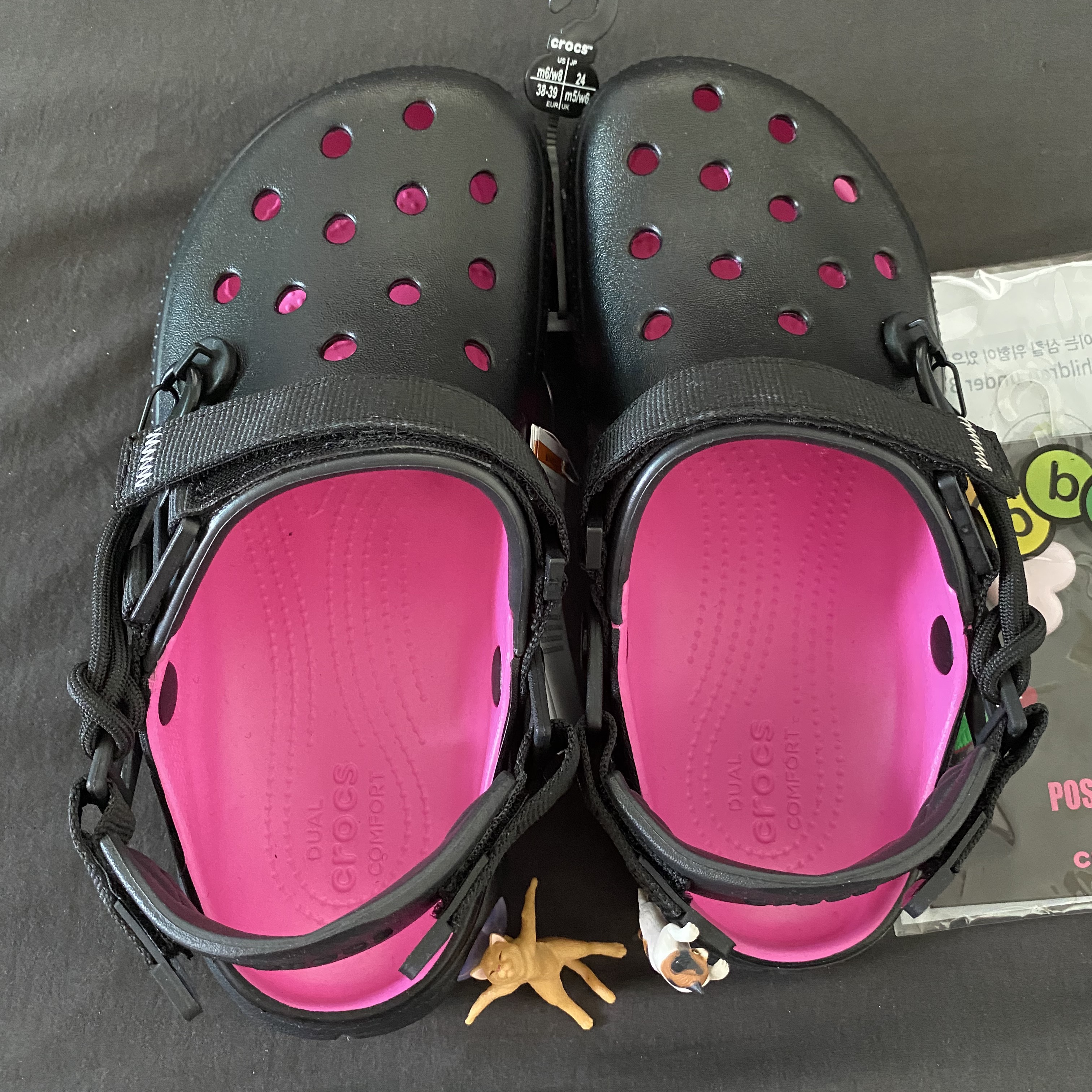Crocs x Post Malone Duet Max Clog Black 착용 스타일 - 3