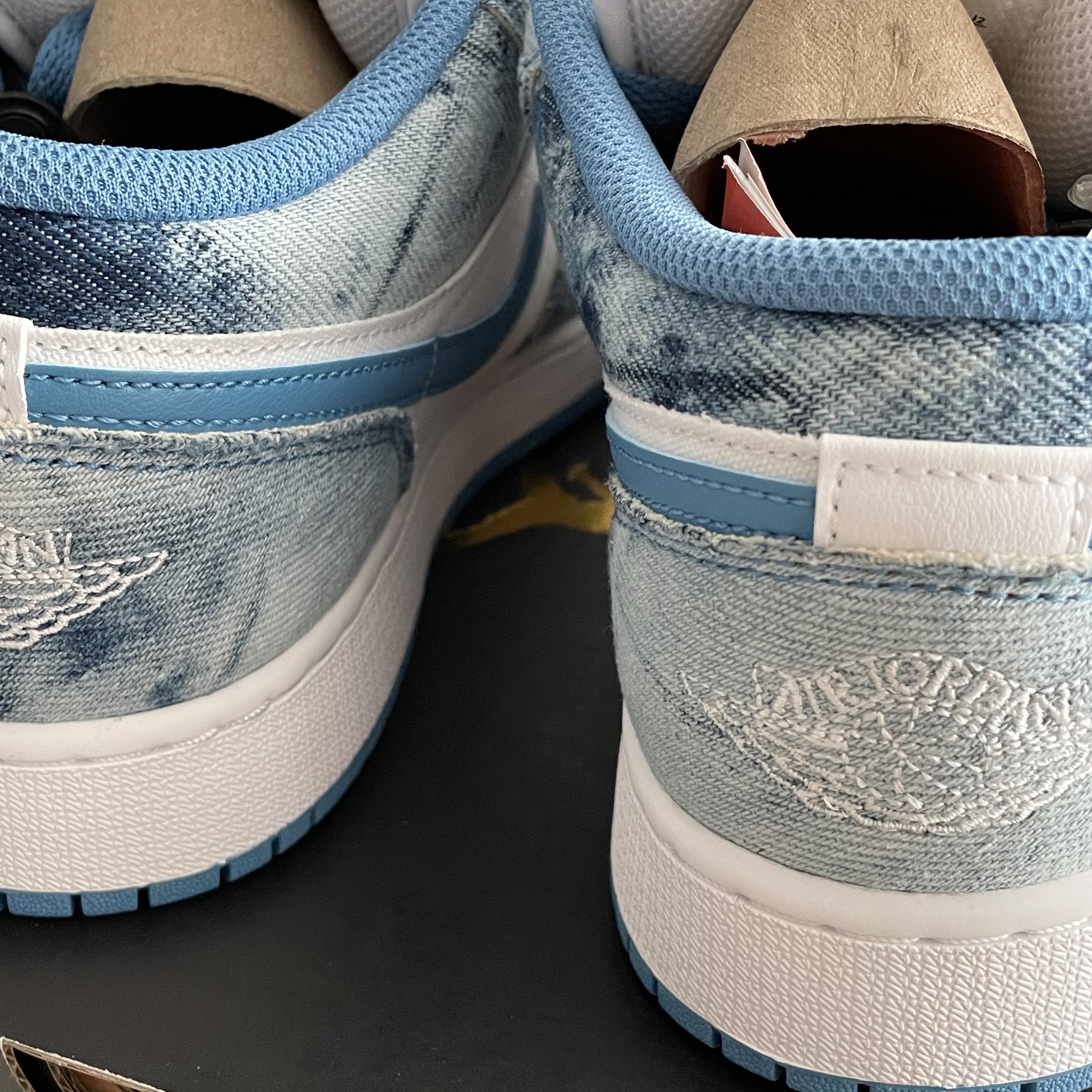 (GS) Jordan 1 Low Washed Denim 착용 스타일 - 2