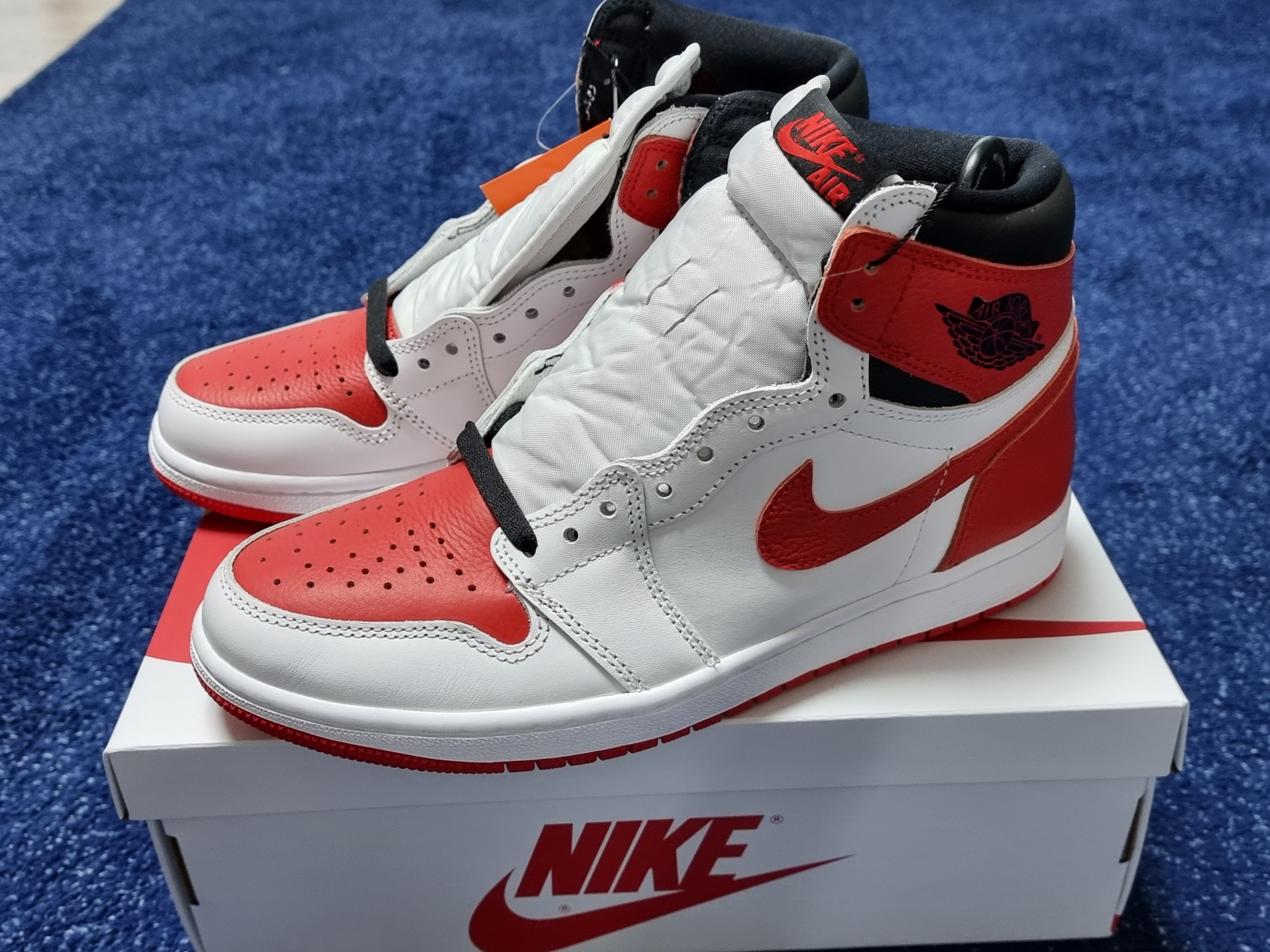 Jordan 1 Retro High OG Heritage 착용 스타일