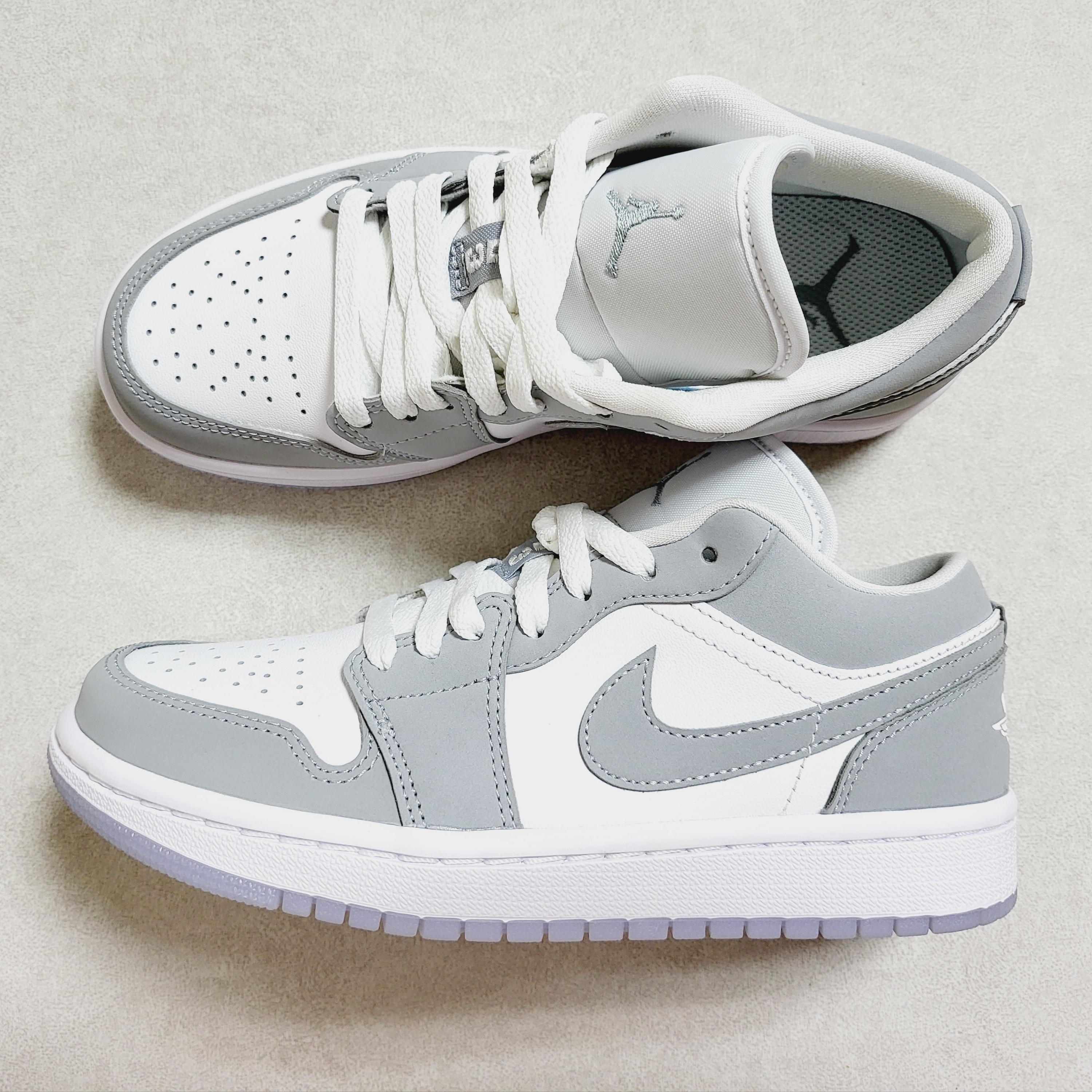(W) Jordan 1 Low White Wolf Grey 착용 스타일