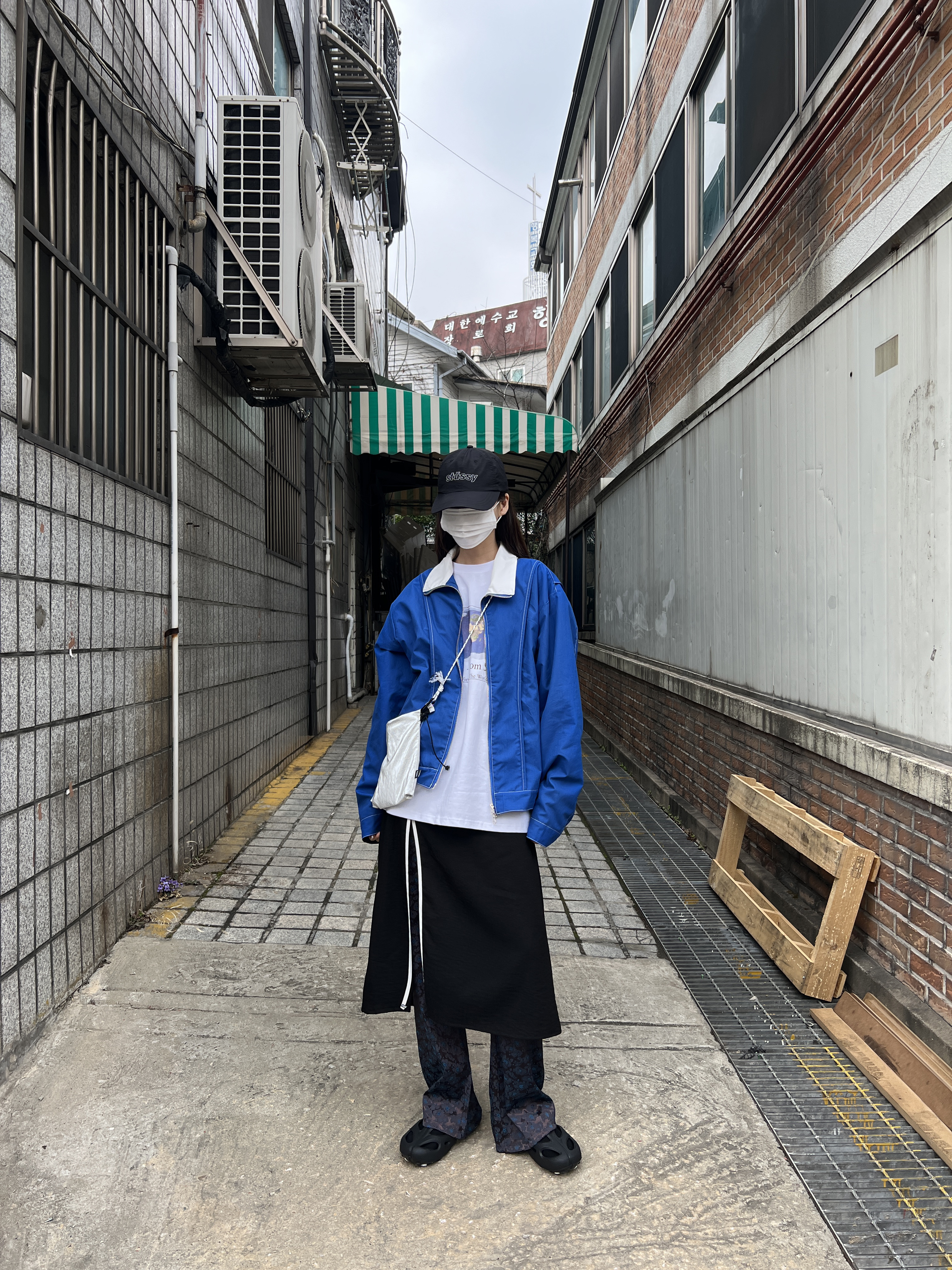 Keen Shanti Black Dawn Blue 착용 스타일 - 2