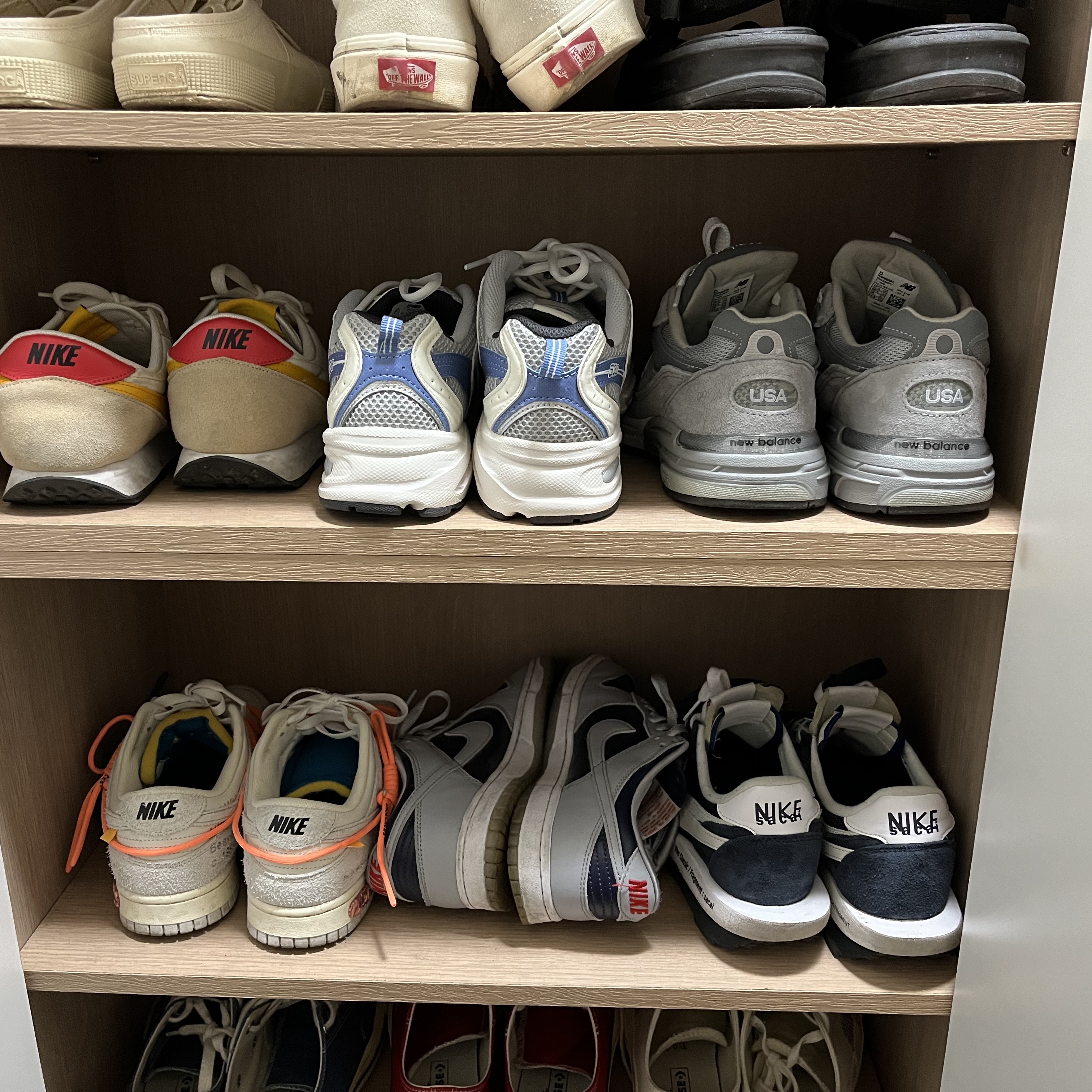 (W) Nike Daybreak Pale Ivory, New Balance 530 Steel Blue 착용 스타일