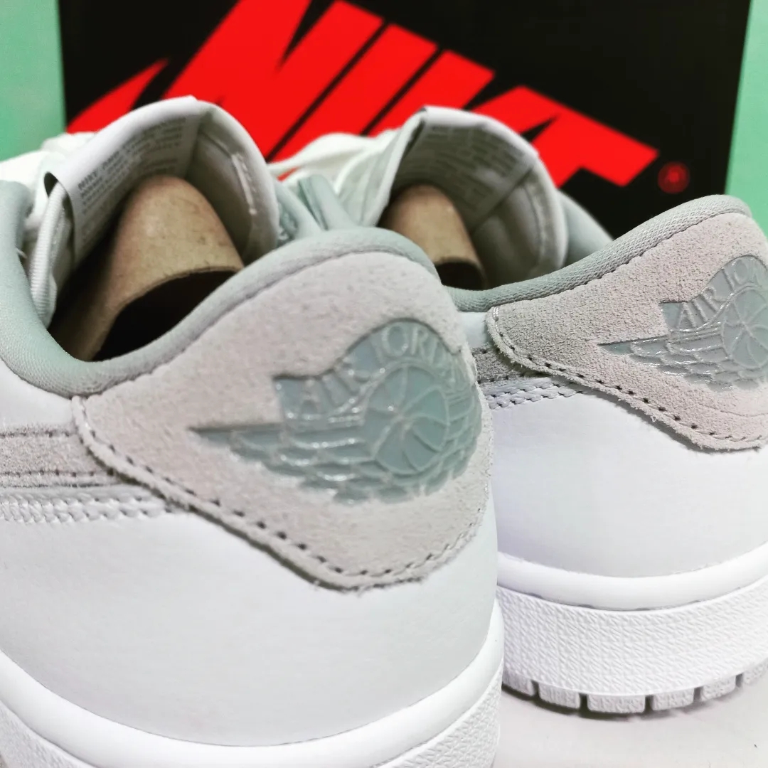 Jordan 1 Low OG Neutral Grey 착용 스타일 - 4