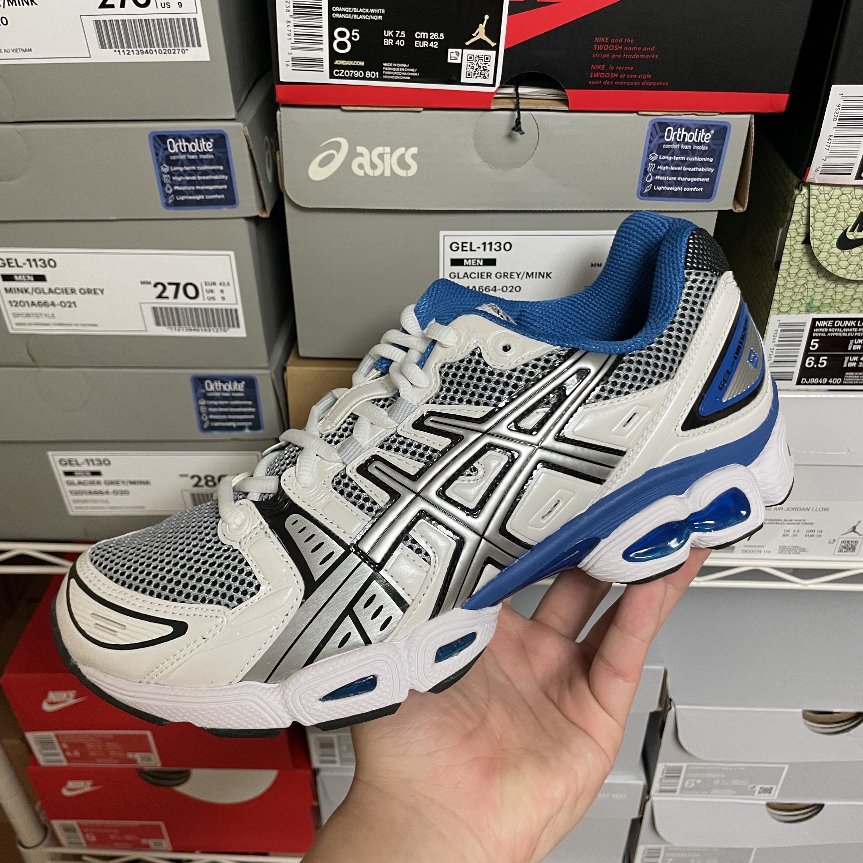 Asics Gel-Nimbus 9 White Lake Drive 착용 스타일