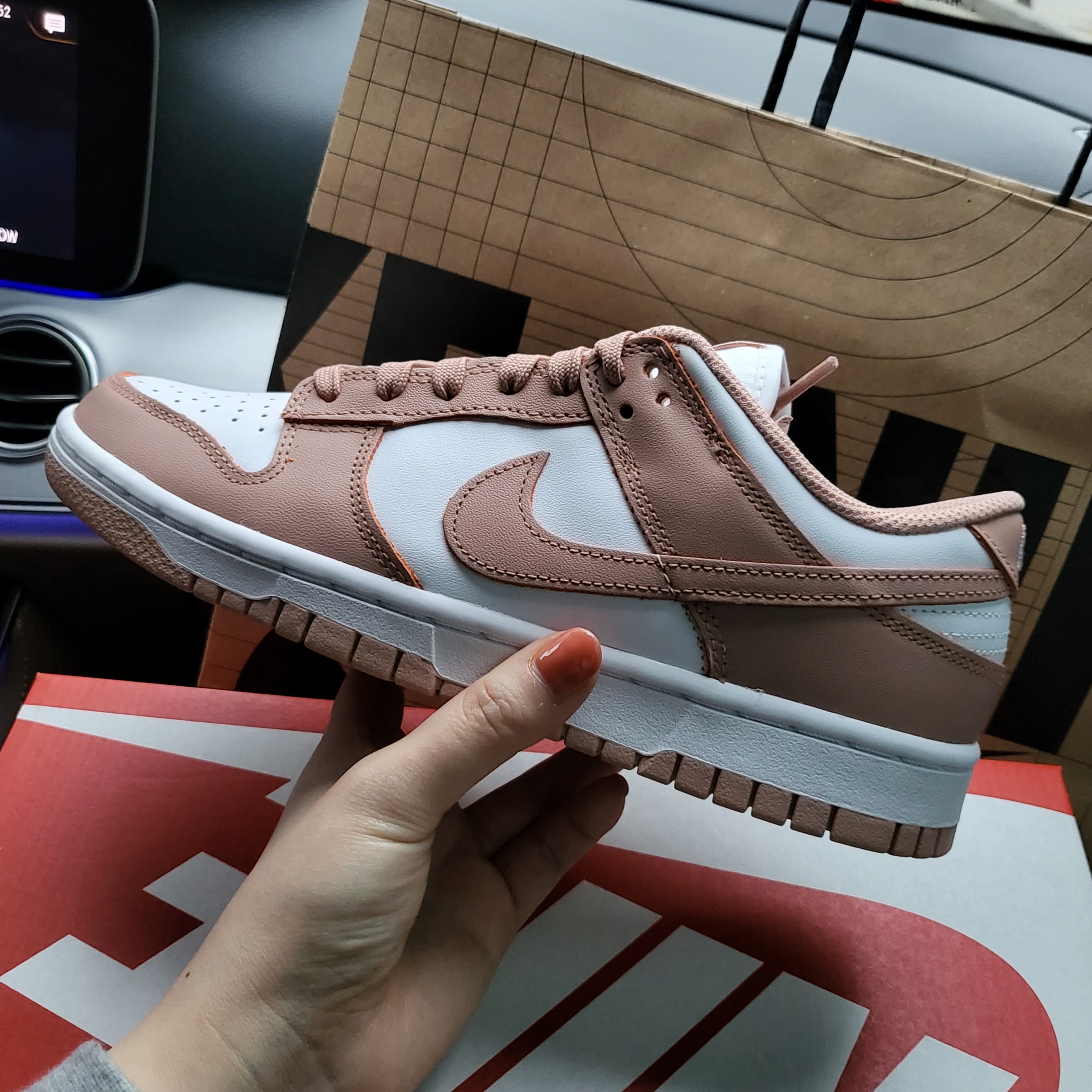 (W) Nike Dunk Low Rose Whisper 착용 스타일