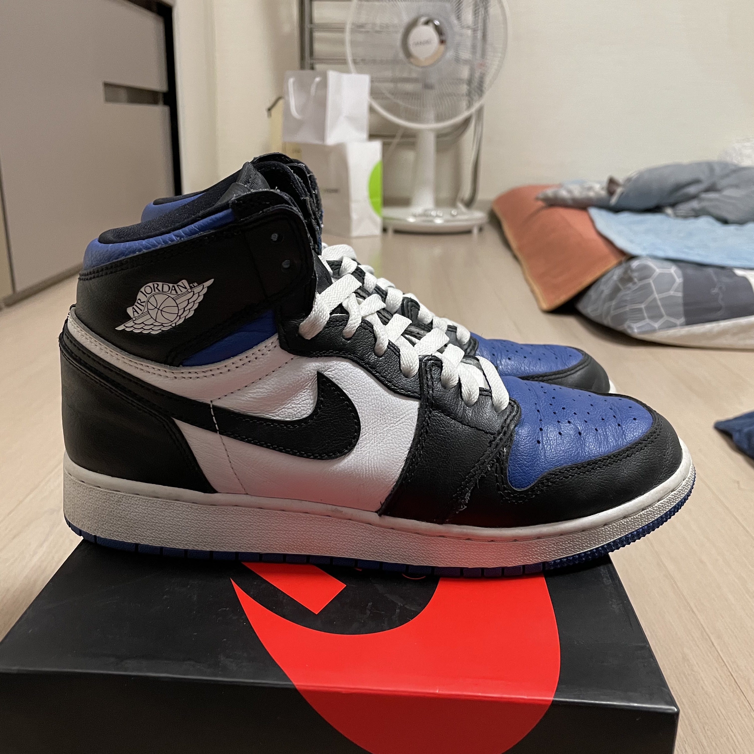 (GS) Jordan 1 Retro High OG Royal Toe 착용 스타일