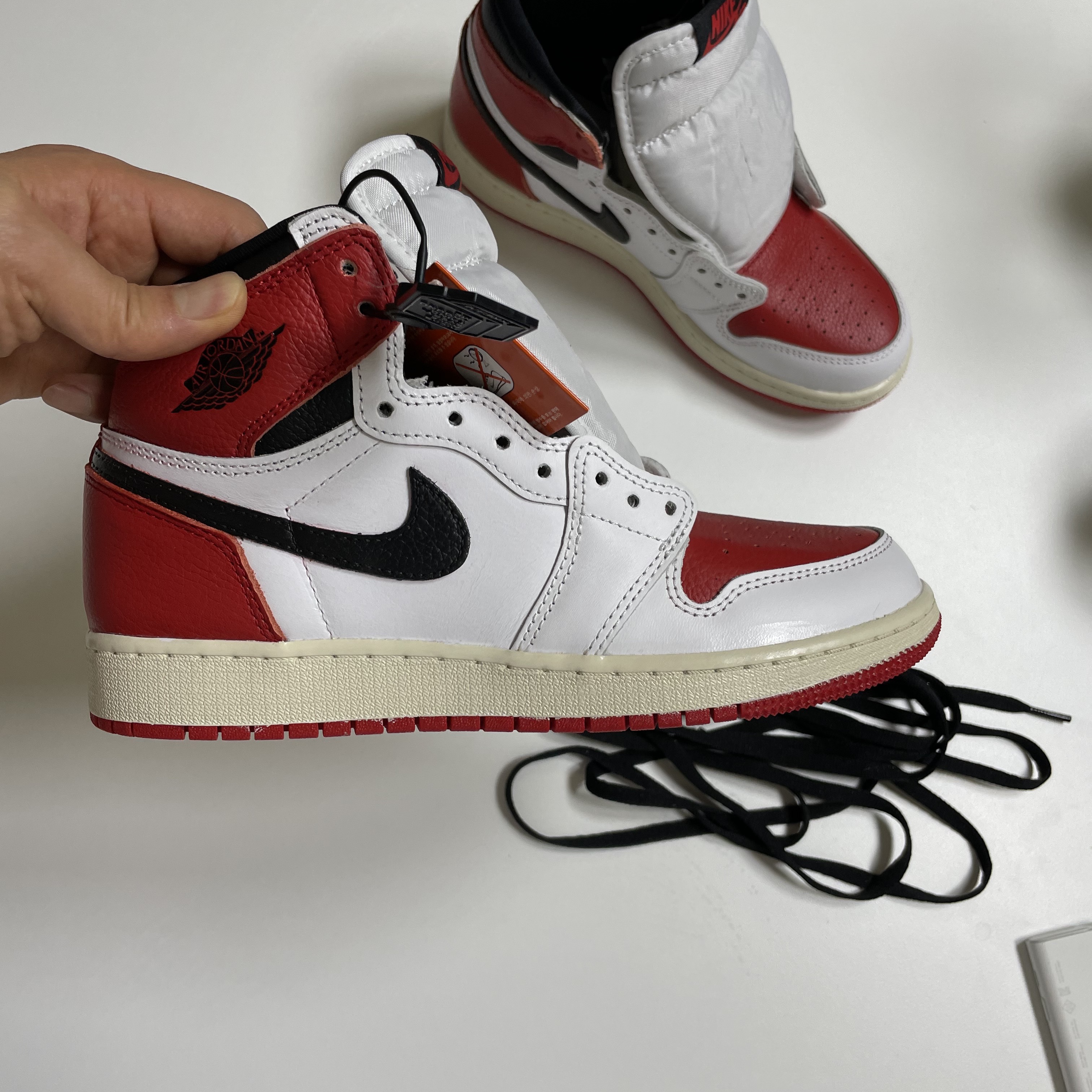 (GS) Jordan 1 Retro High OG Heritage, Jordan 1 Retro High OG Heritage 착용 스타일