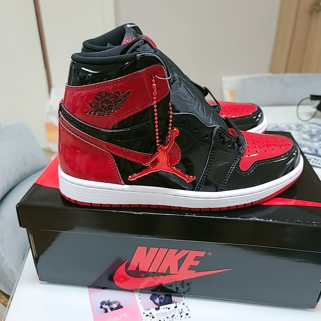 Jordan 1 Retro High OG Patent Bred 착용 스타일
