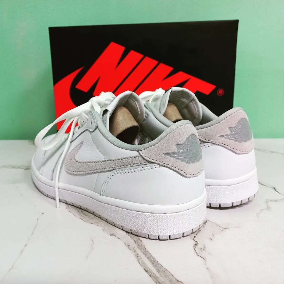 Jordan 1 Low OG Neutral Grey 착용 스타일 - 3