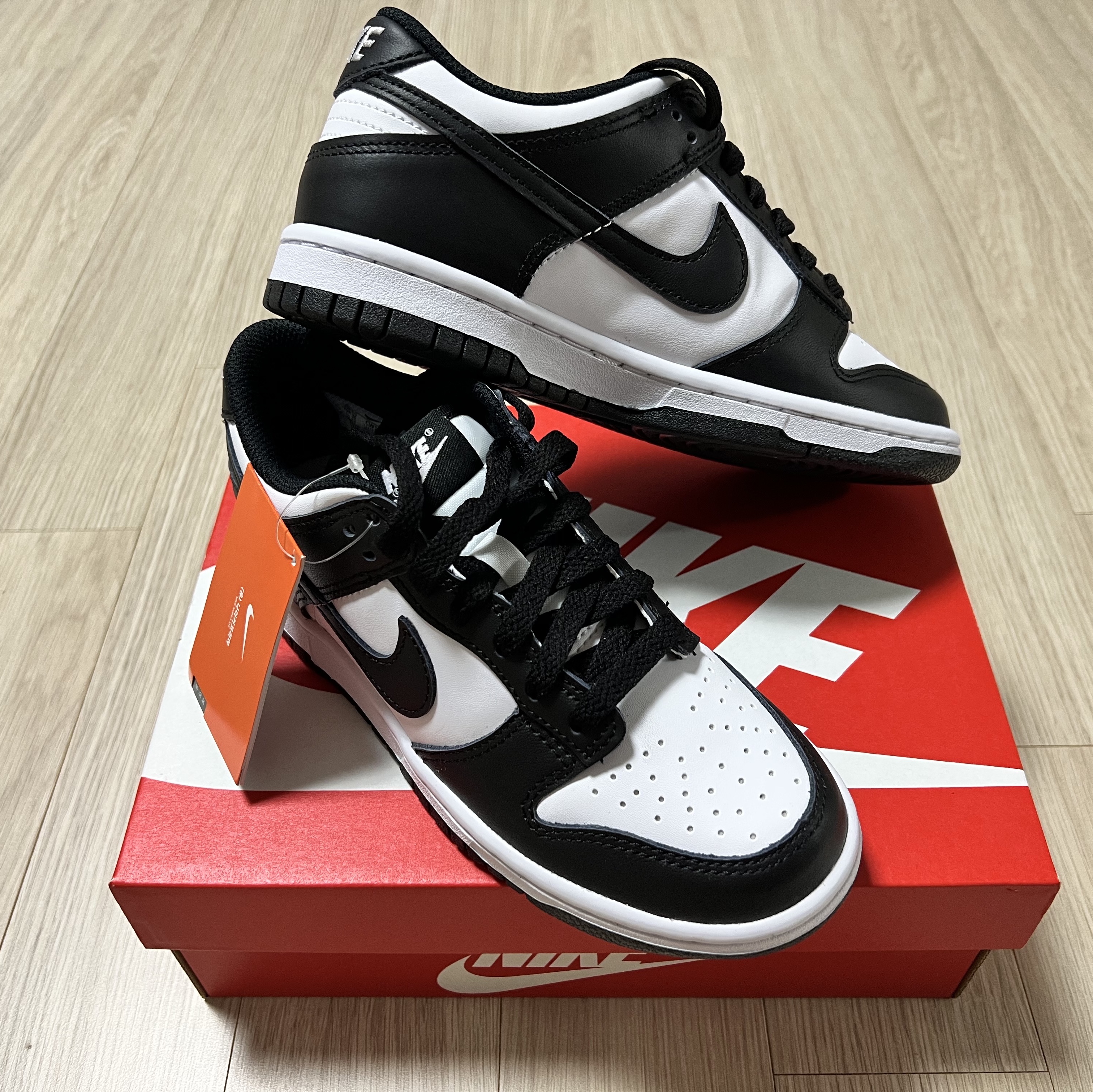 Nike Dunk Low Retro Black 착용 스타일