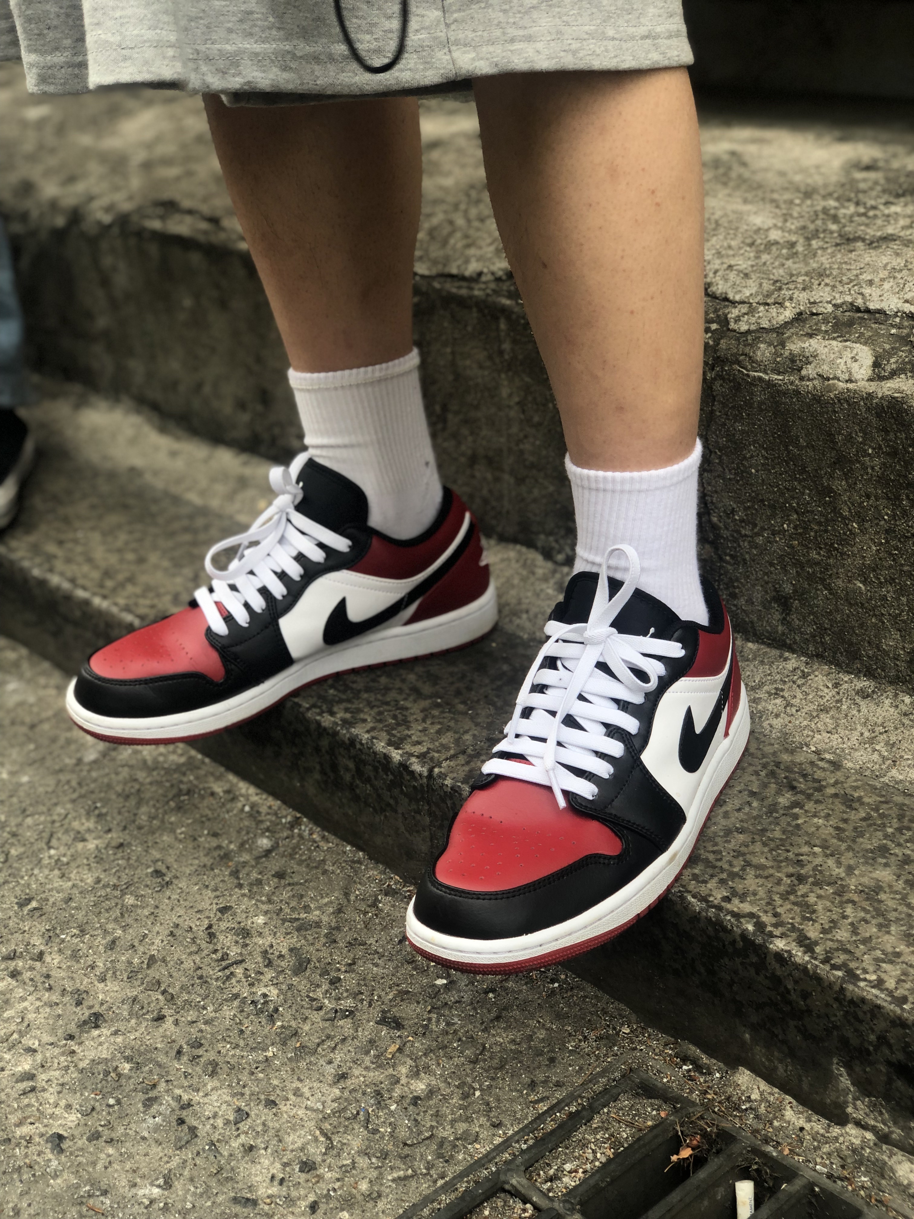 Jordan 1 Low Bred Toe 착용 스타일 - 2