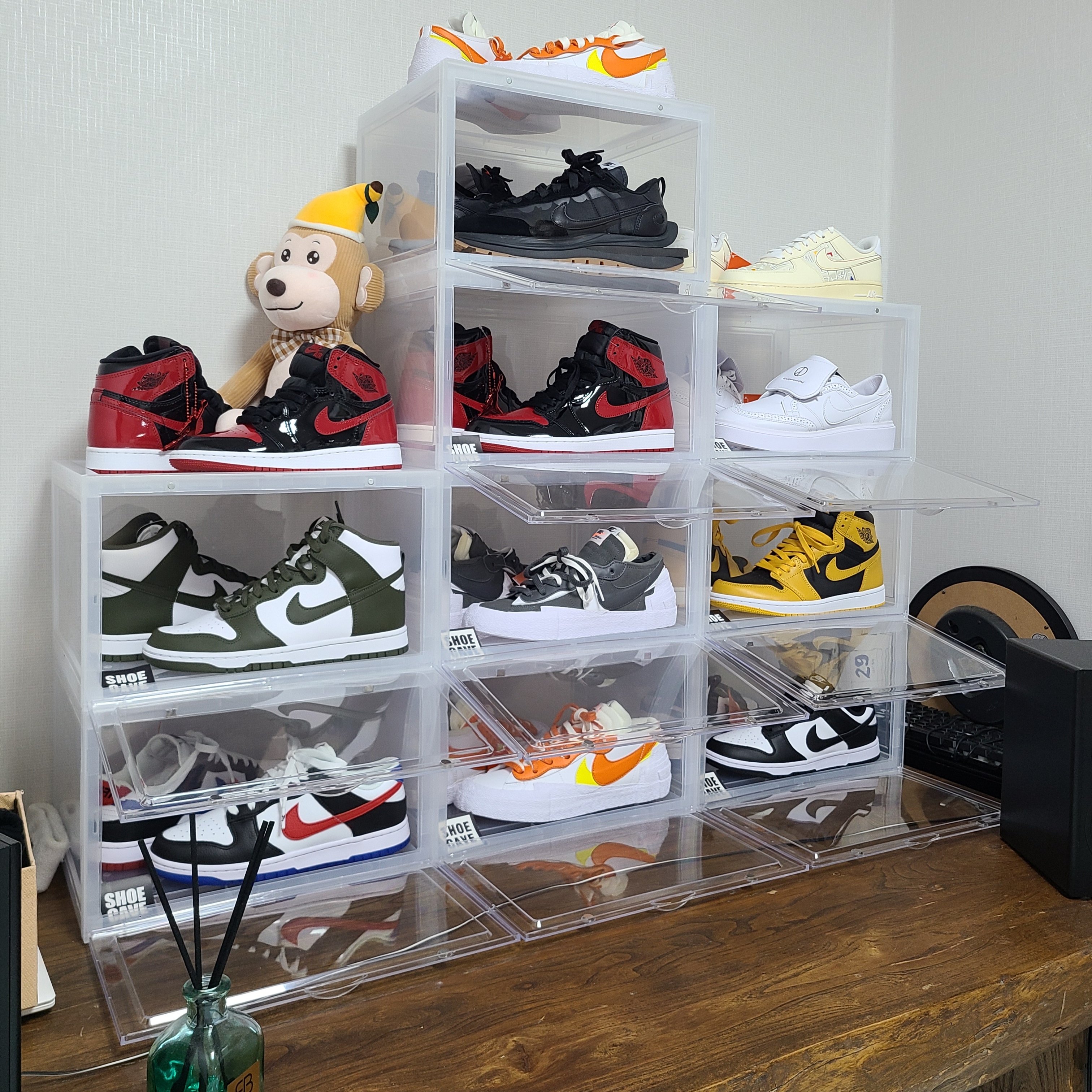 Nike x Sacai VaporWaffle Black and Gum, Nike x Sacai Blazer Low Magma Orange 착용 스타일
