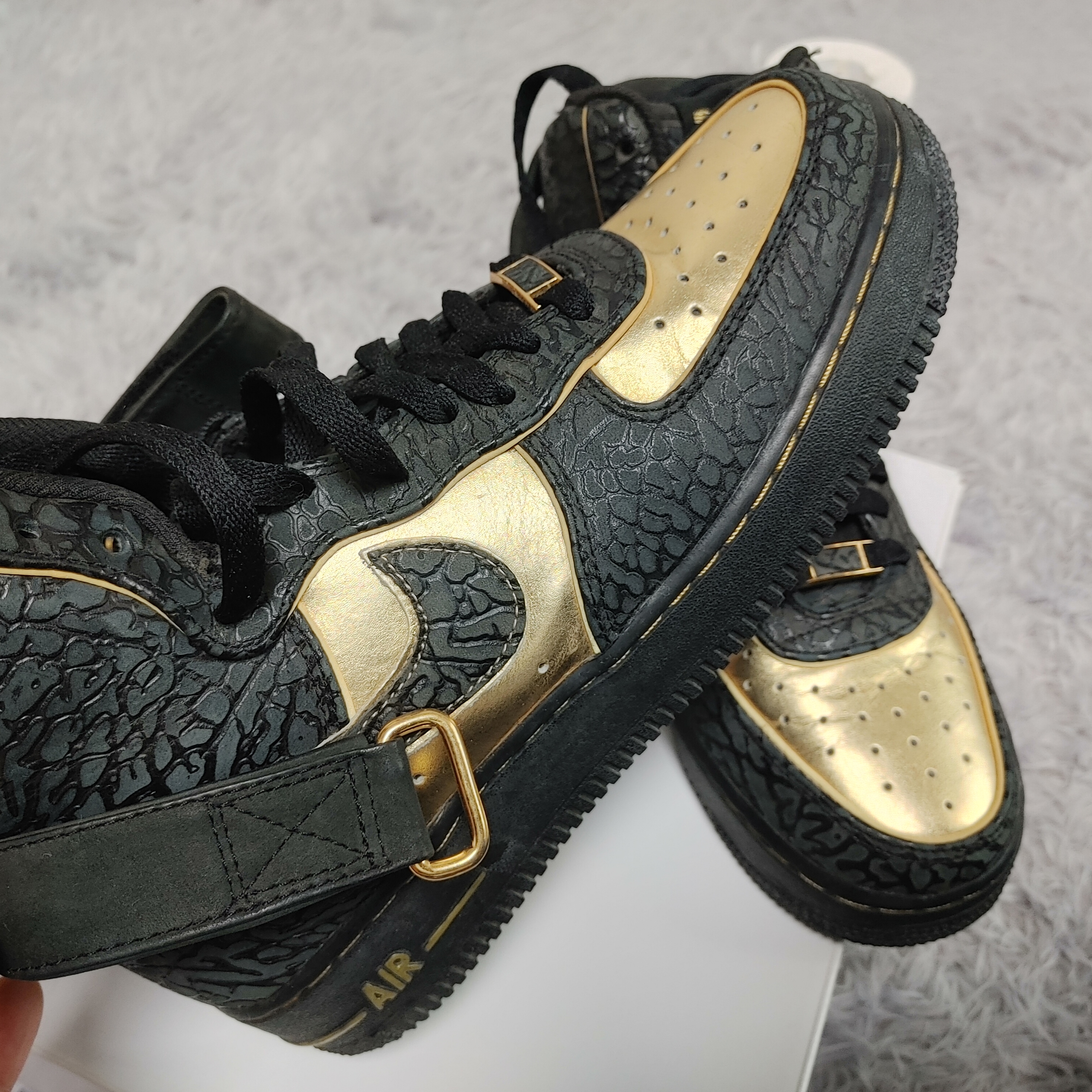 Nike Air Force 1 High Supreme Nitro Microphone Underground 착용 스타일