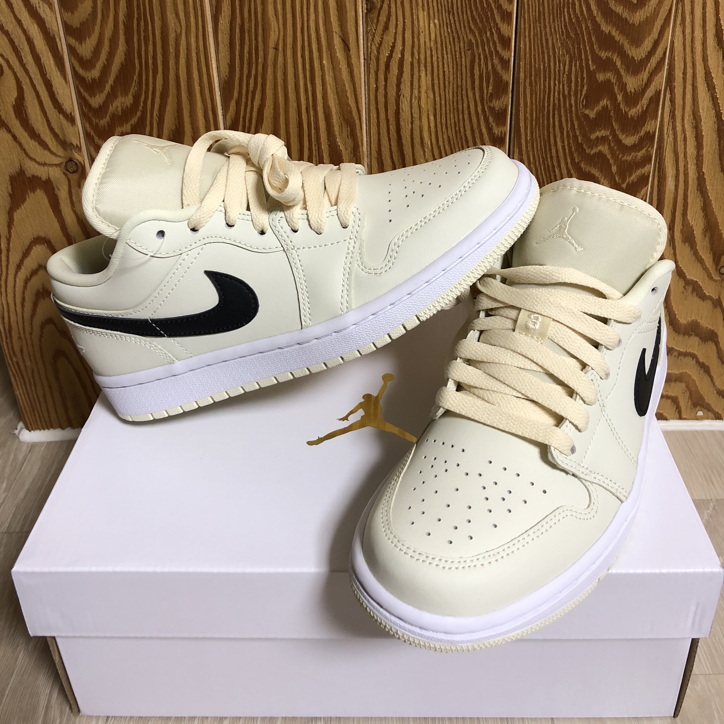 (W) Jordan 1 Low Coconut Milk 착용 스타일